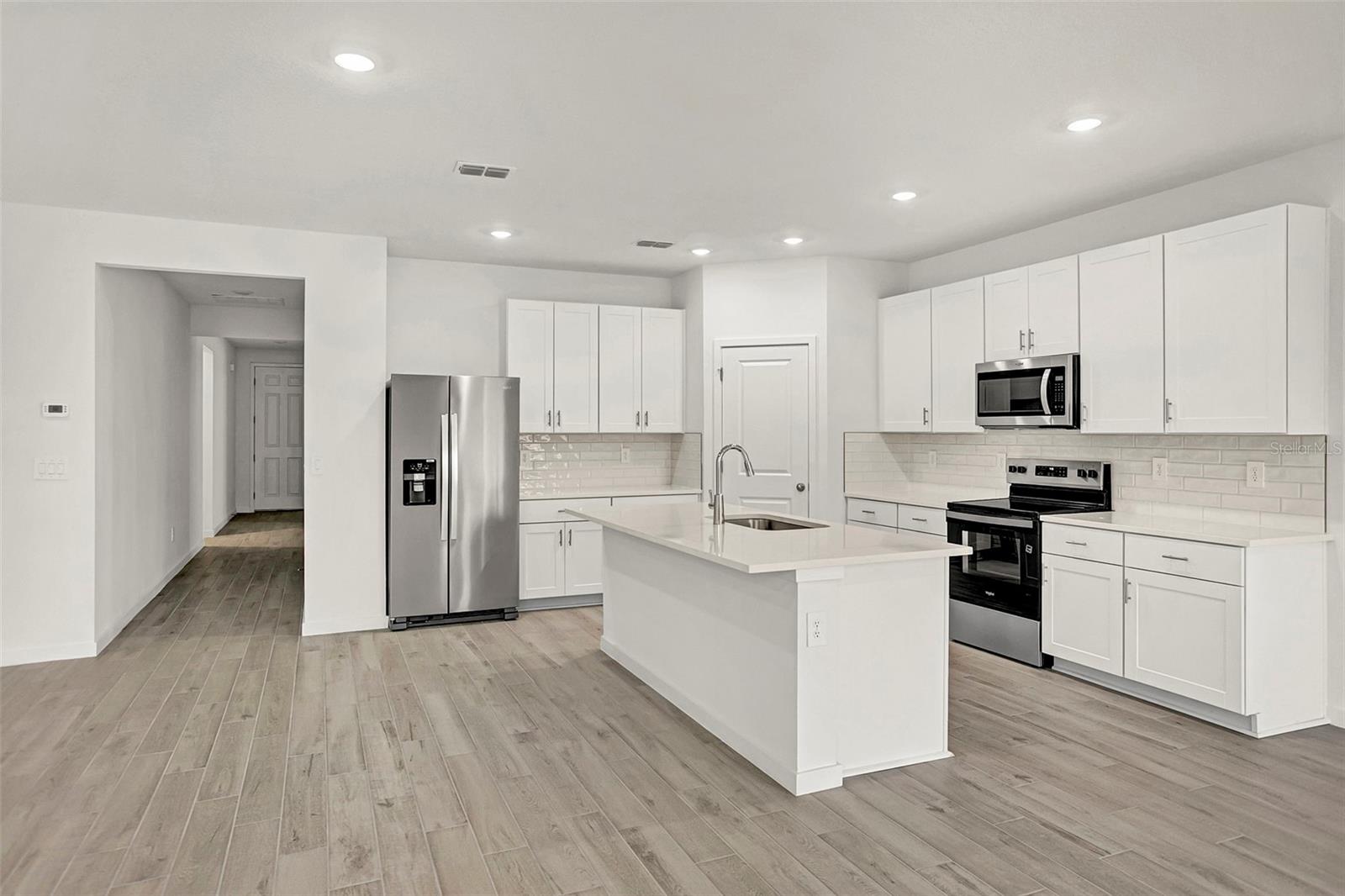 Image 16 of 29 For 62 Wandering Creek Way