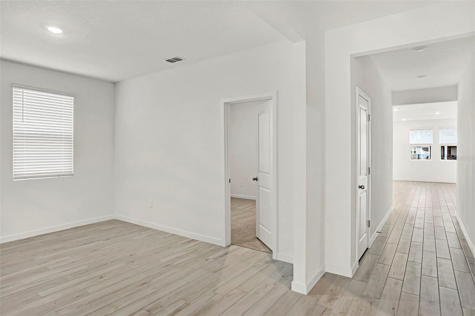 Image 6 of 29 For 62 Wandering Creek Way