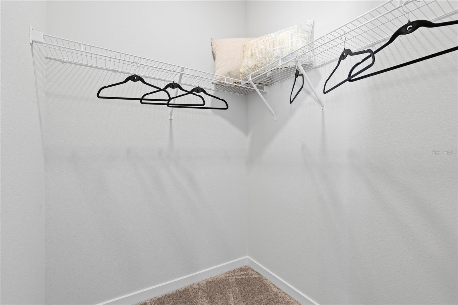 Image 12 of 37 For 90 Pegasus Road