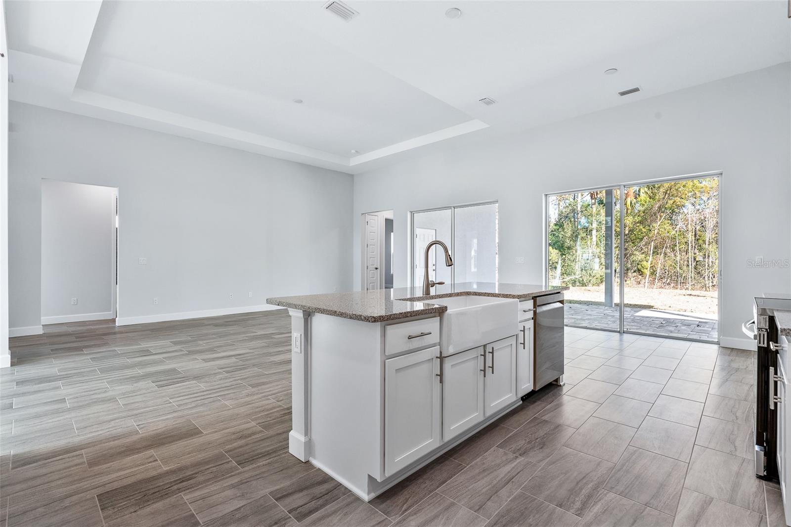 Image 21 of 66 For 19 Long Place