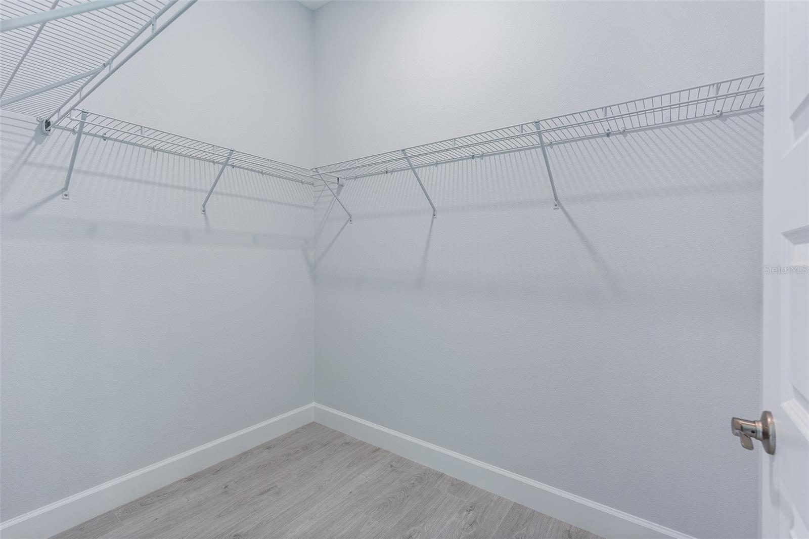 Image 29 of 66 For 19 Long Place