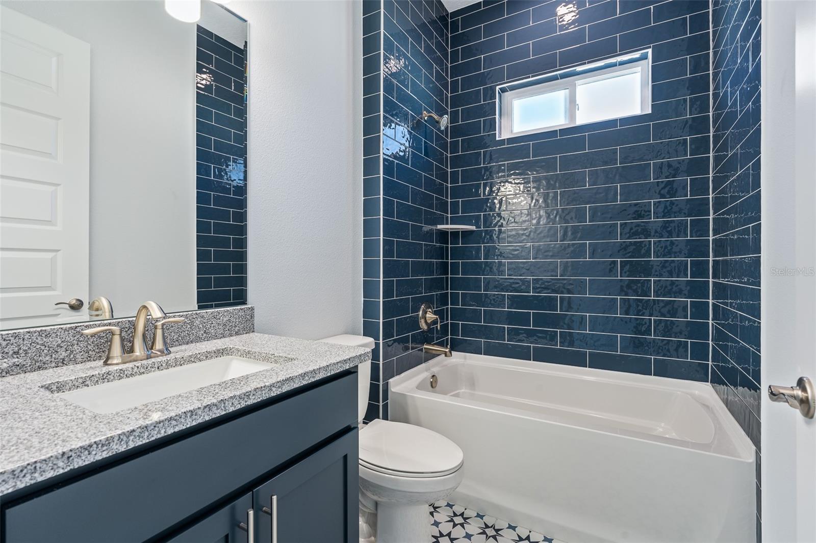 Image 35 of 66 For 19 Long Place