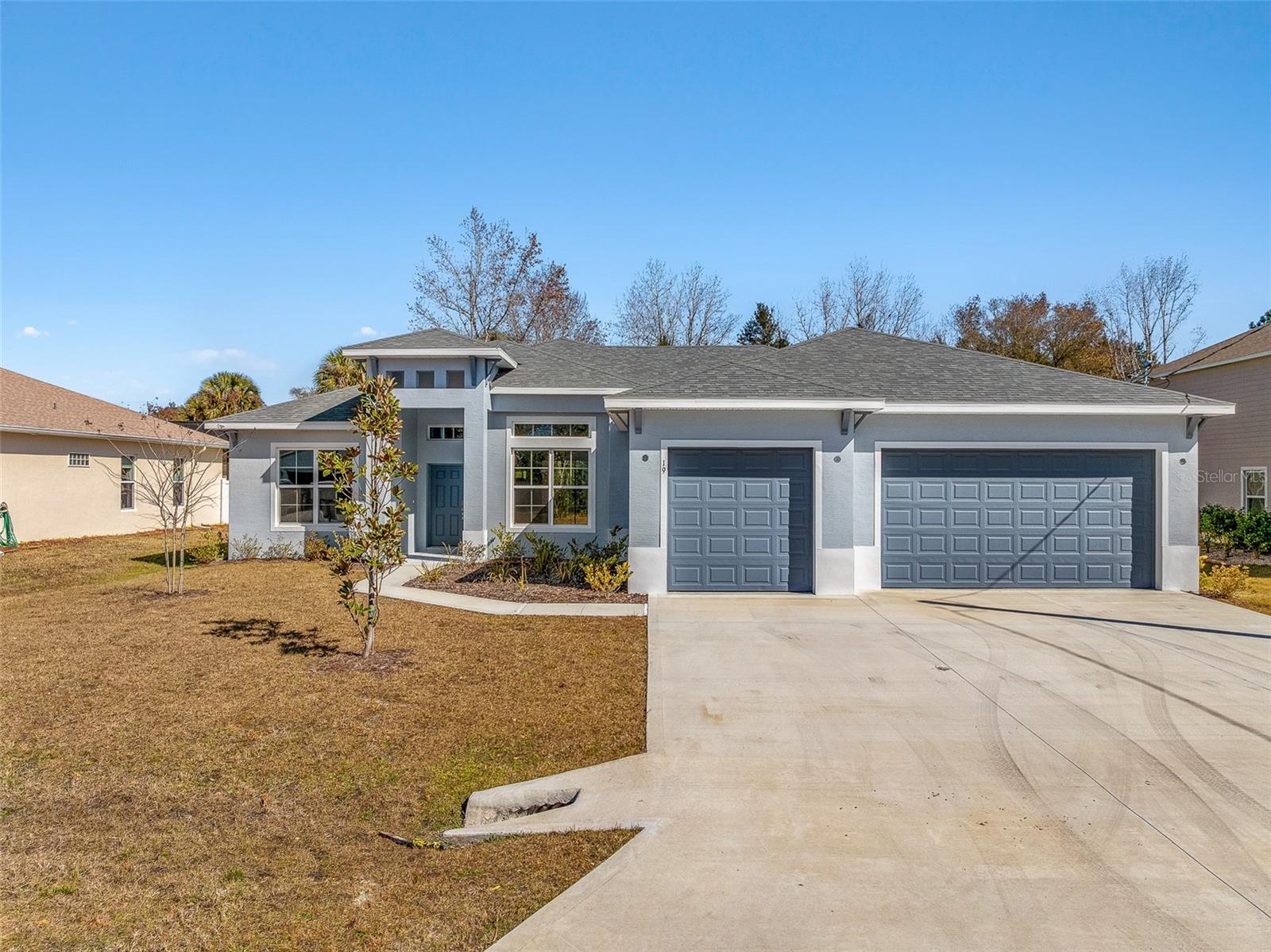 Image 4 of 66 For 19 Long Place