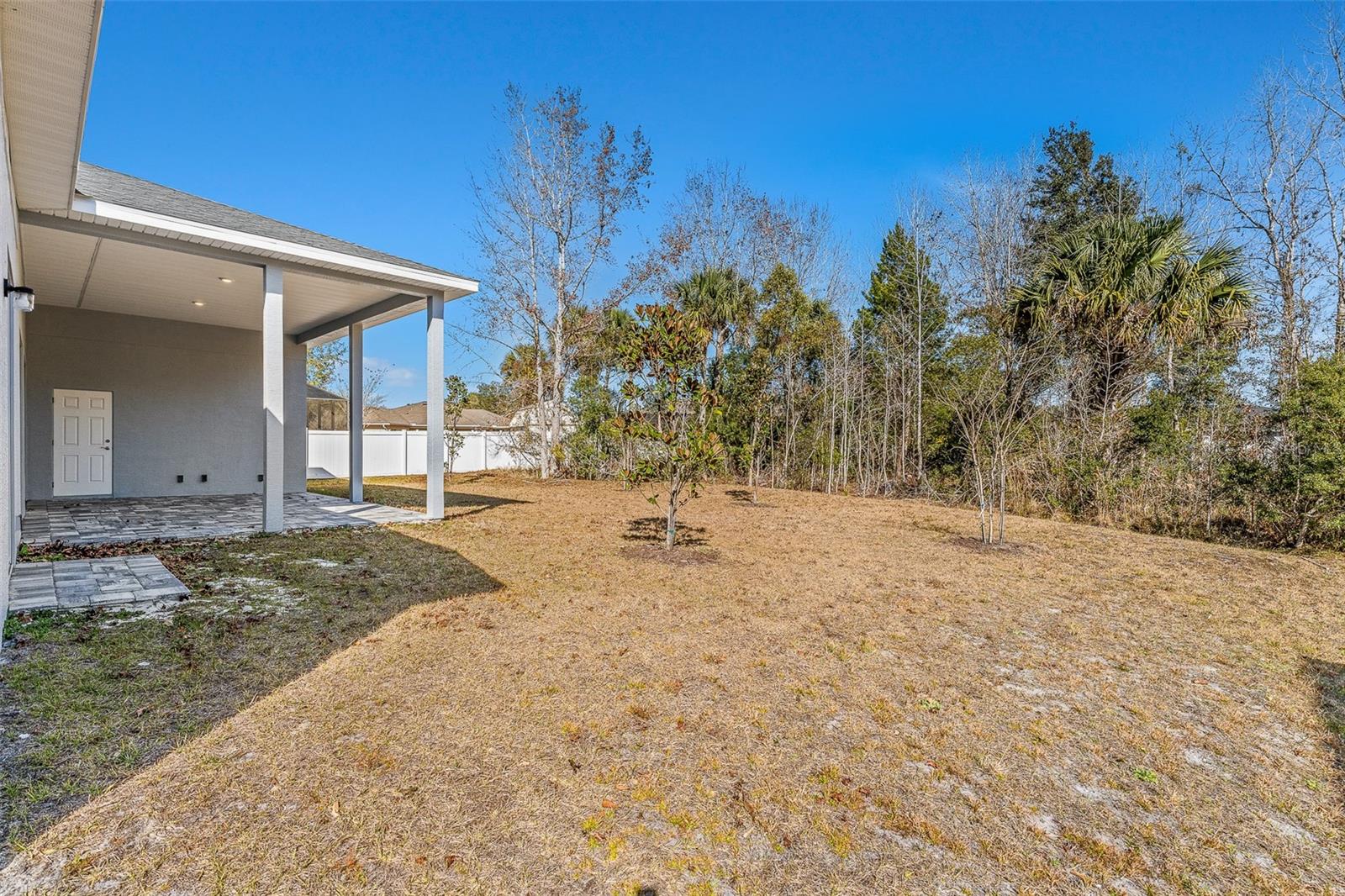 Image 44 of 66 For 19 Long Place