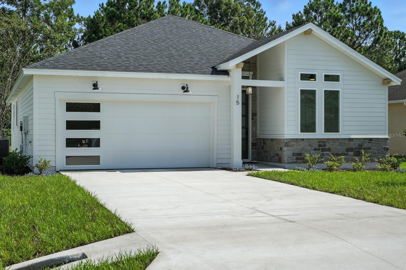 Image 3 of 42 For 15 Ulmus Place