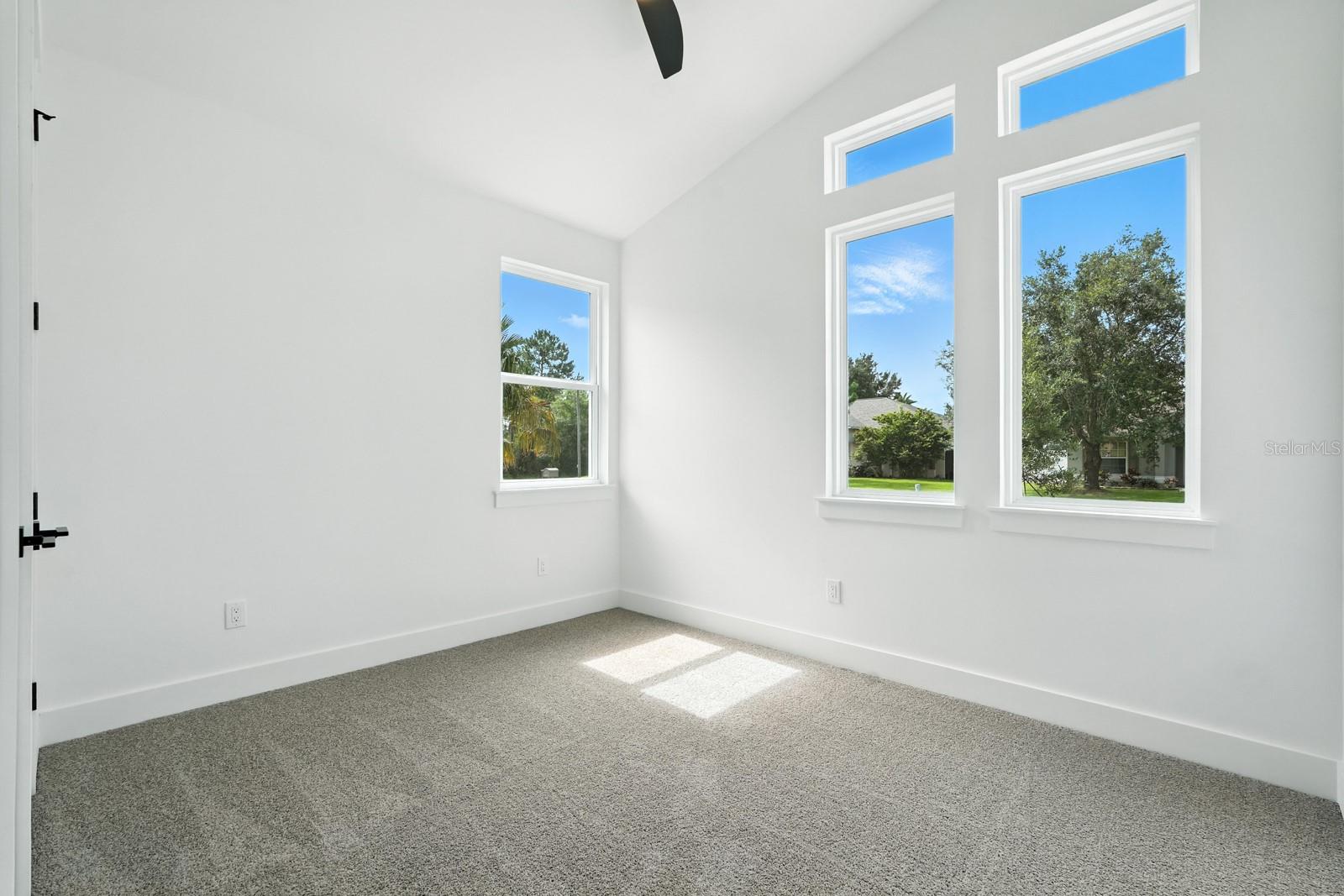 Image 34 of 42 For 15 Ulmus Place