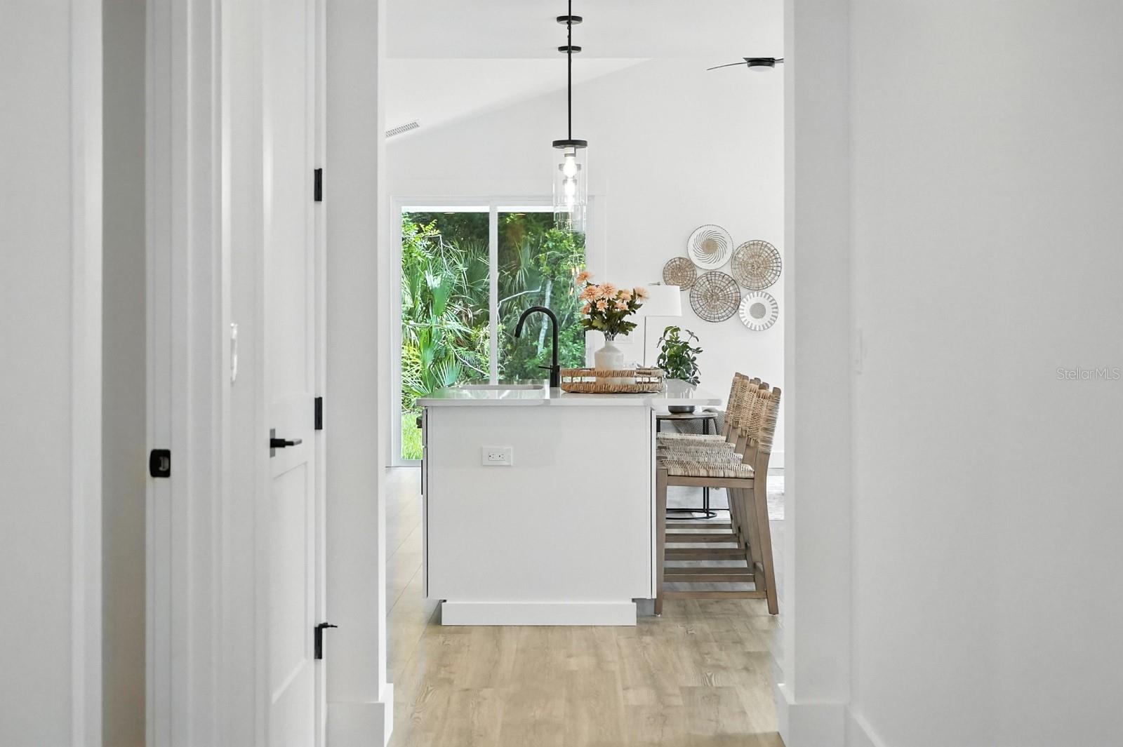 Image 37 of 42 For 15 Ulmus Place