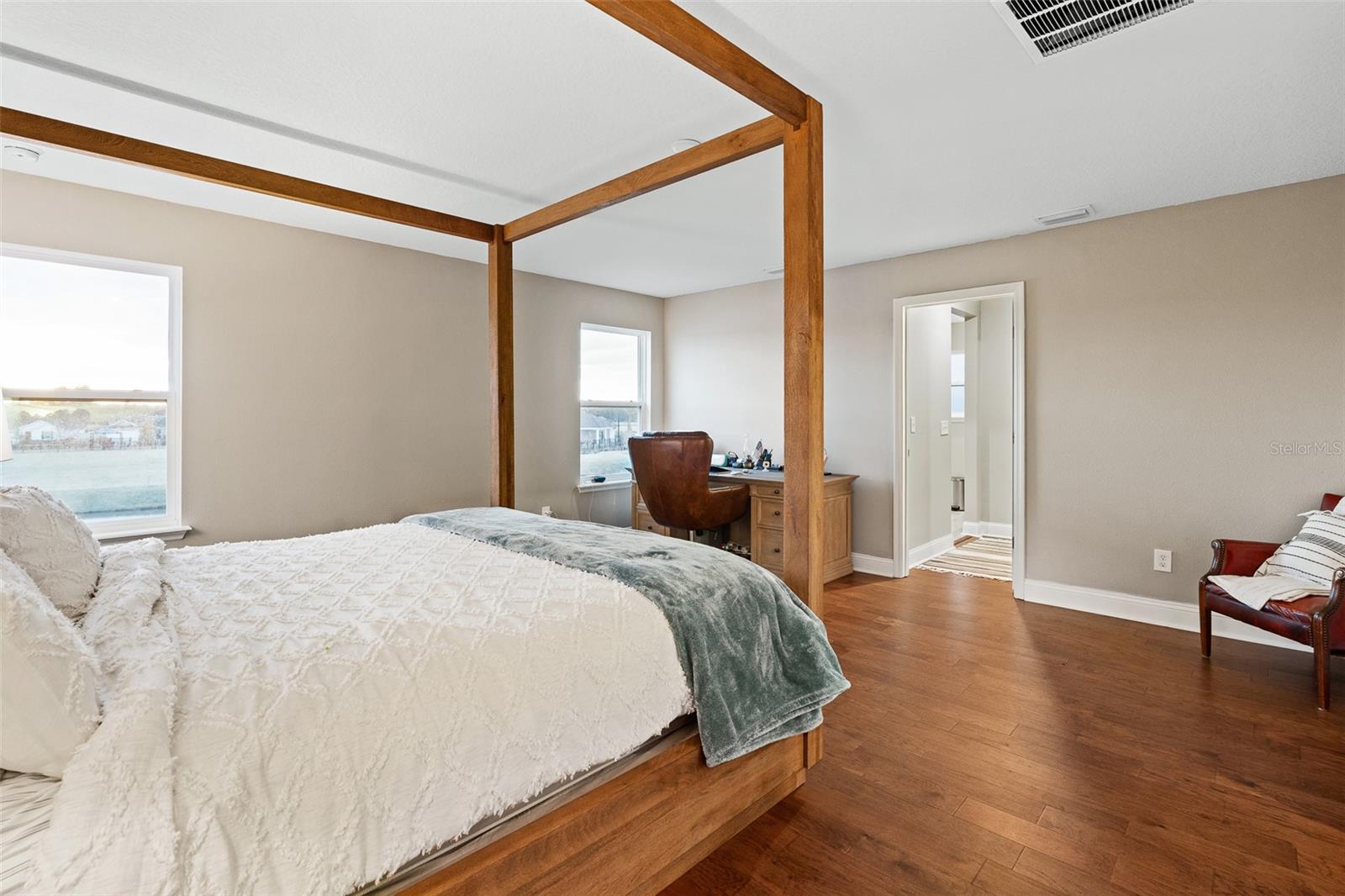 Image 22 of 54 For 55 Camellia Street