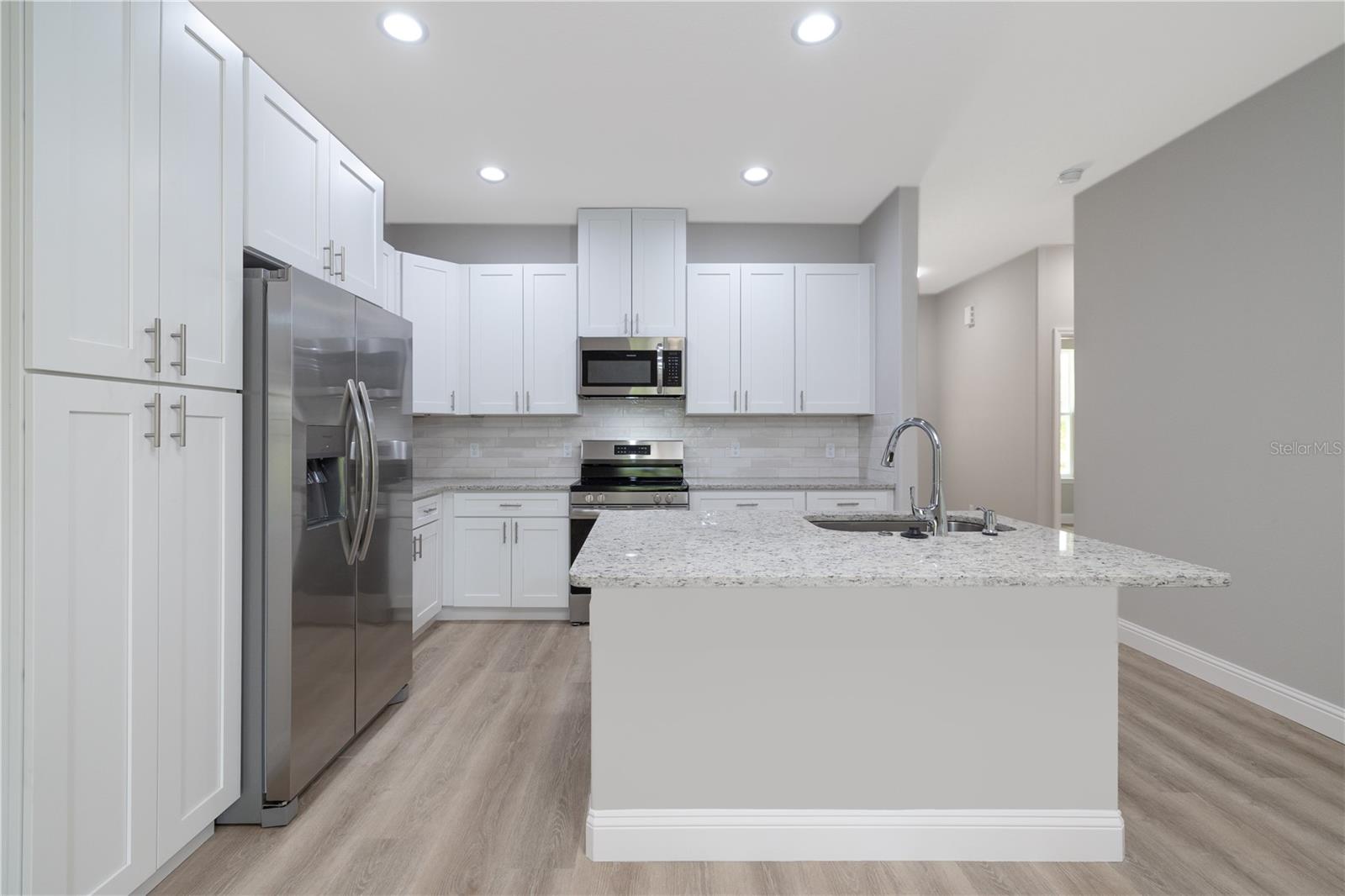 Image 7 of 14 For 37 Regent Lane B