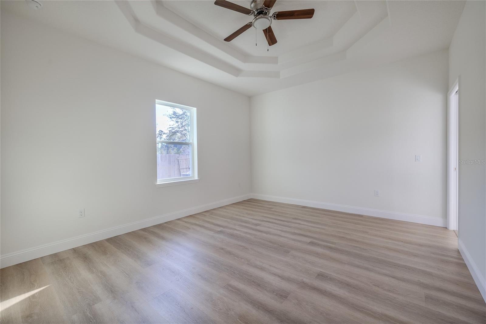 Image 16 of 29 For 2 Rainbow Lane A