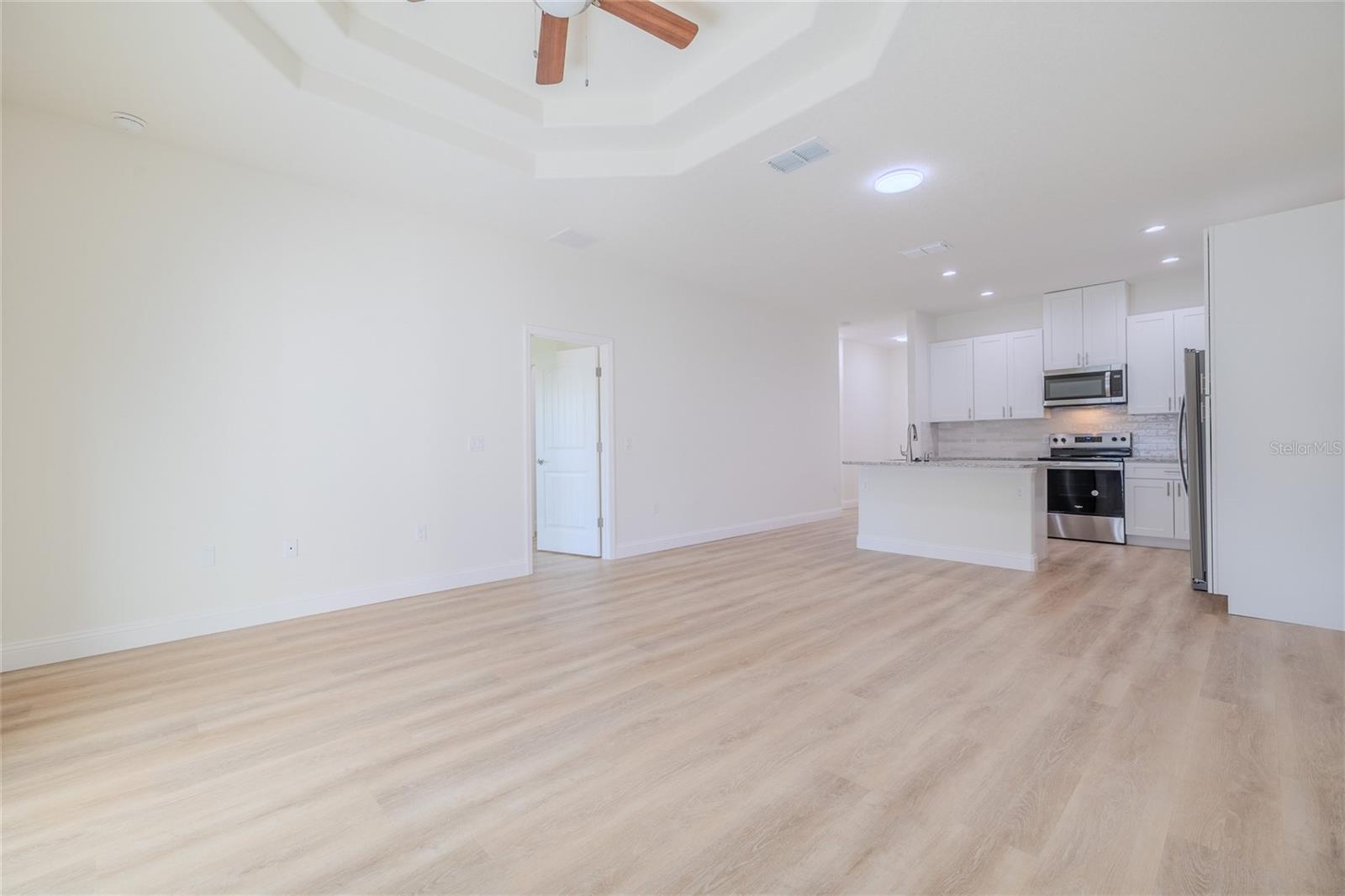 Image 9 of 29 For 2 Rainbow Lane A