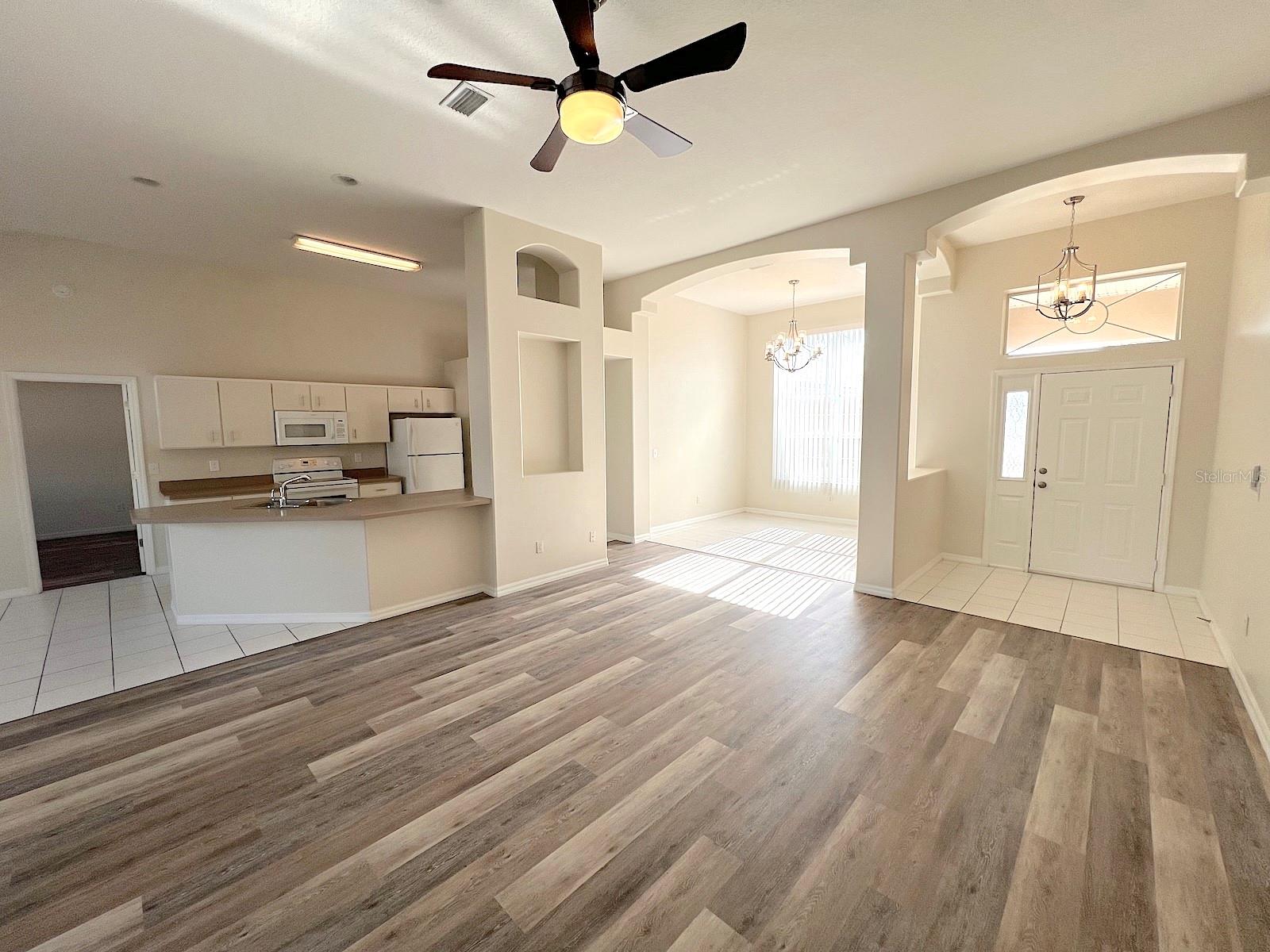 Image 10 of 64 For 75 Freemont Turn