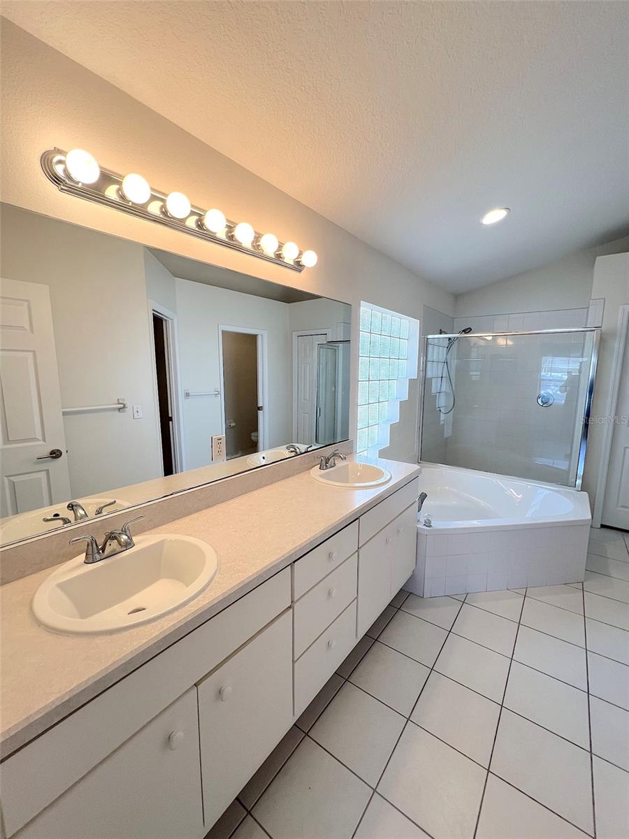 Image 30 of 64 For 75 Freemont Turn