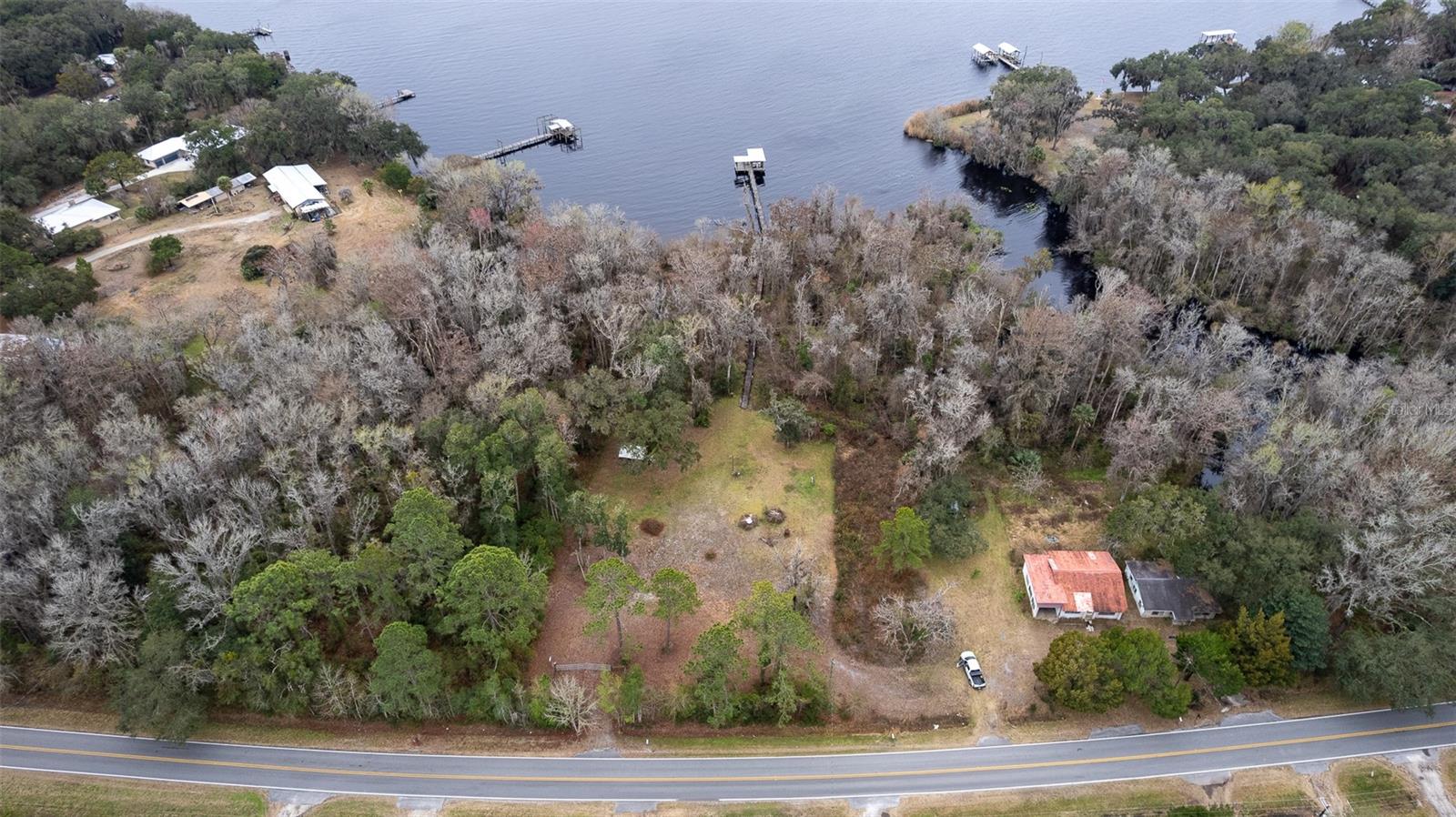 Image 27 of 38 For 455 River Road