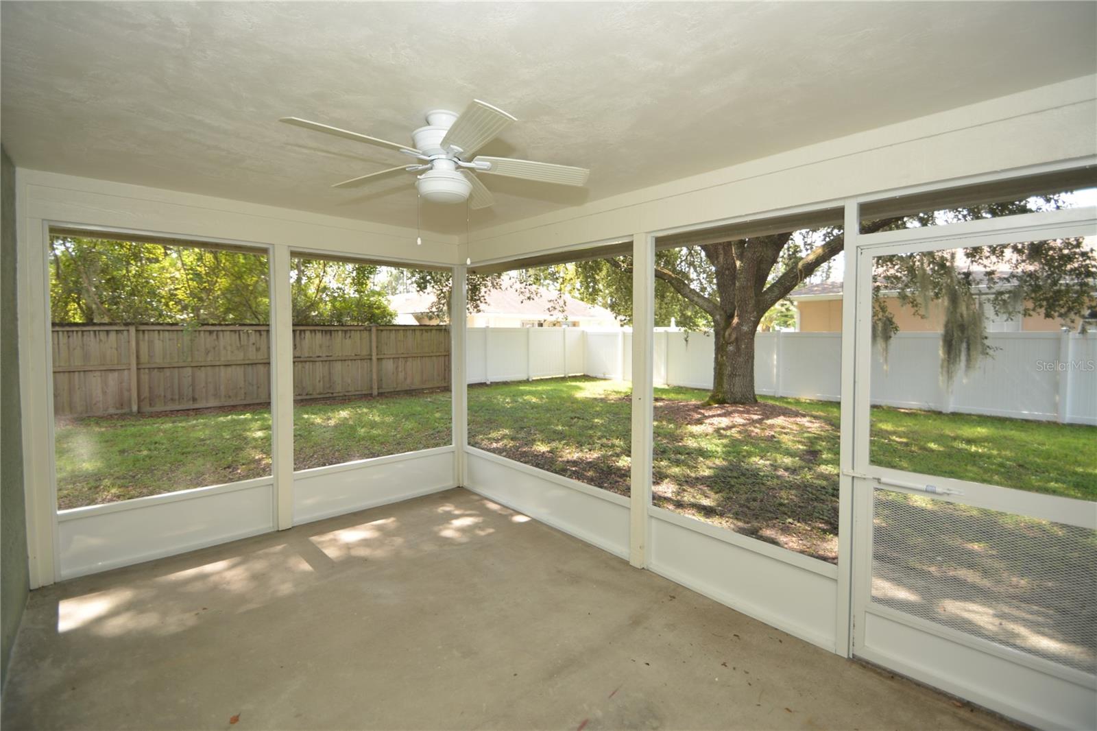 Image 11 of 37 For 17 Evansville Lane