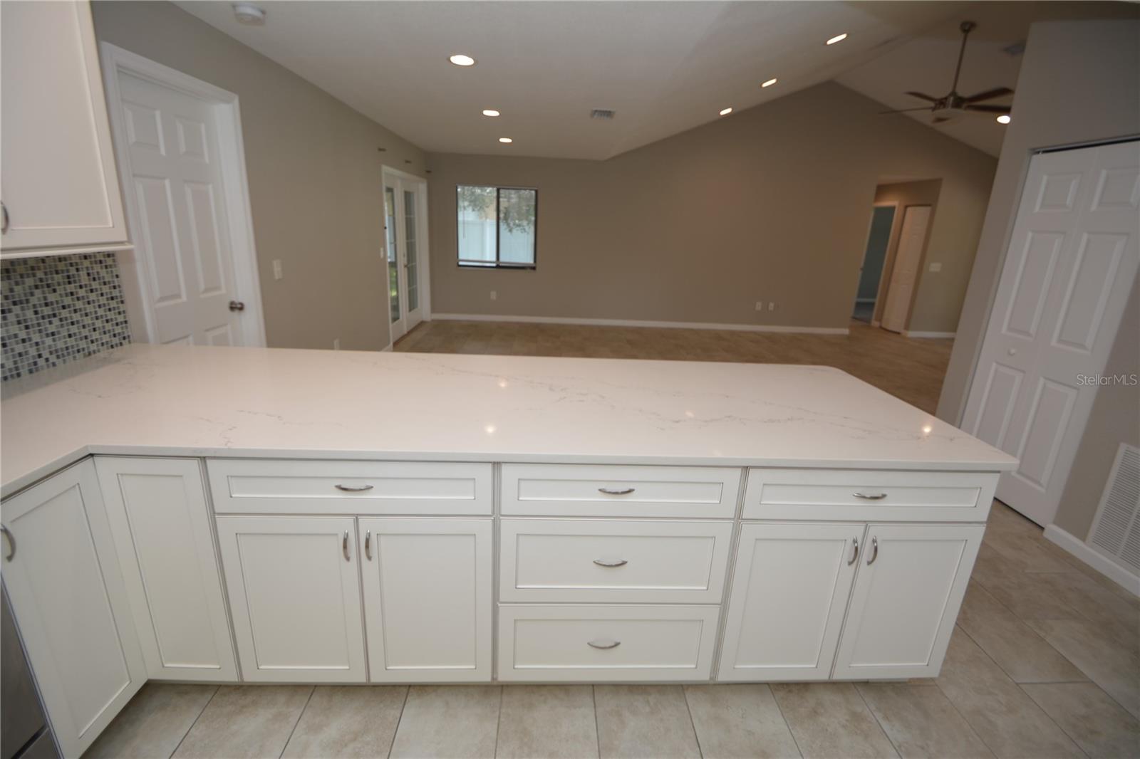 Image 17 of 37 For 17 Evansville Lane