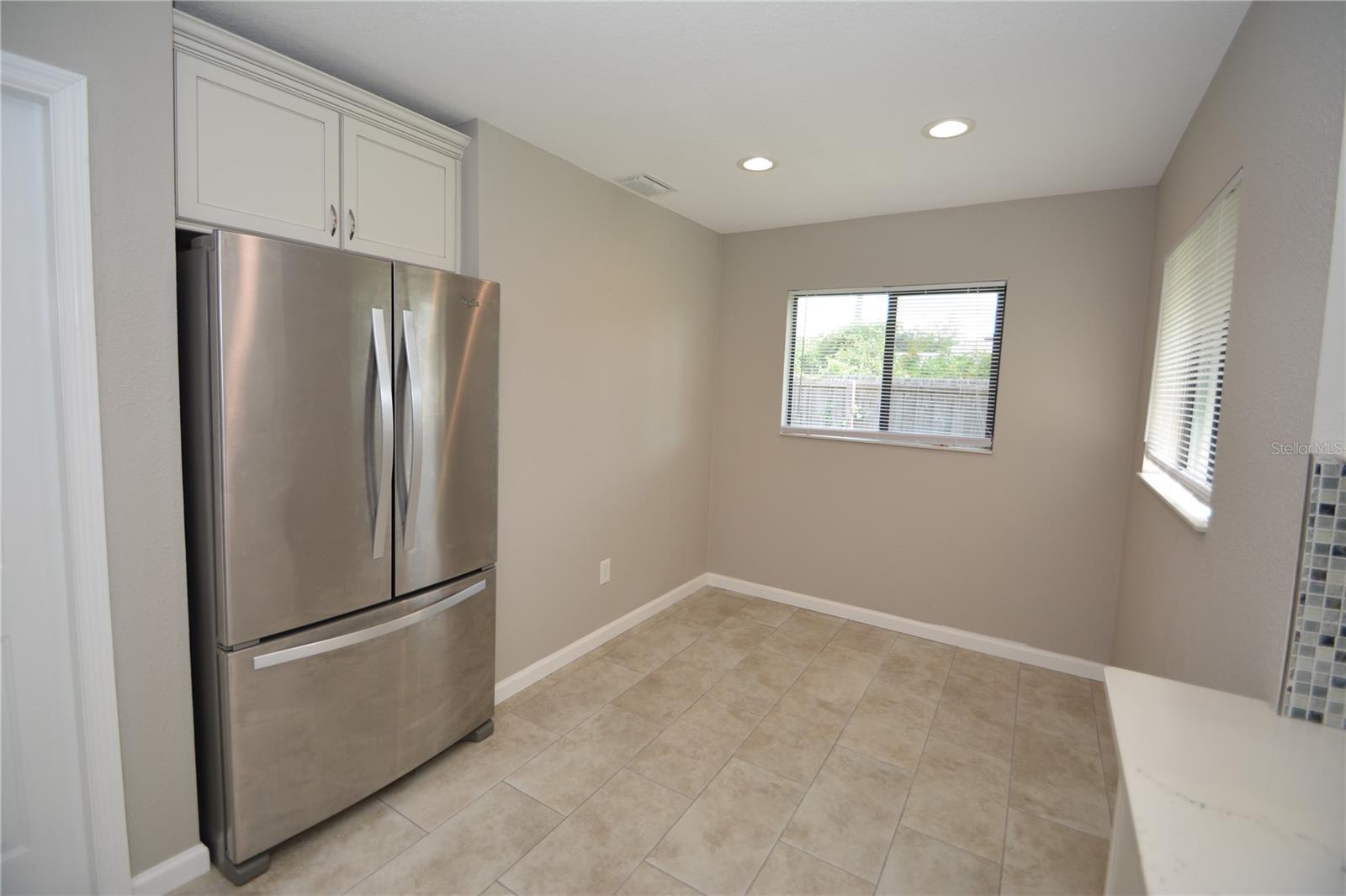 Image 18 of 37 For 17 Evansville Lane