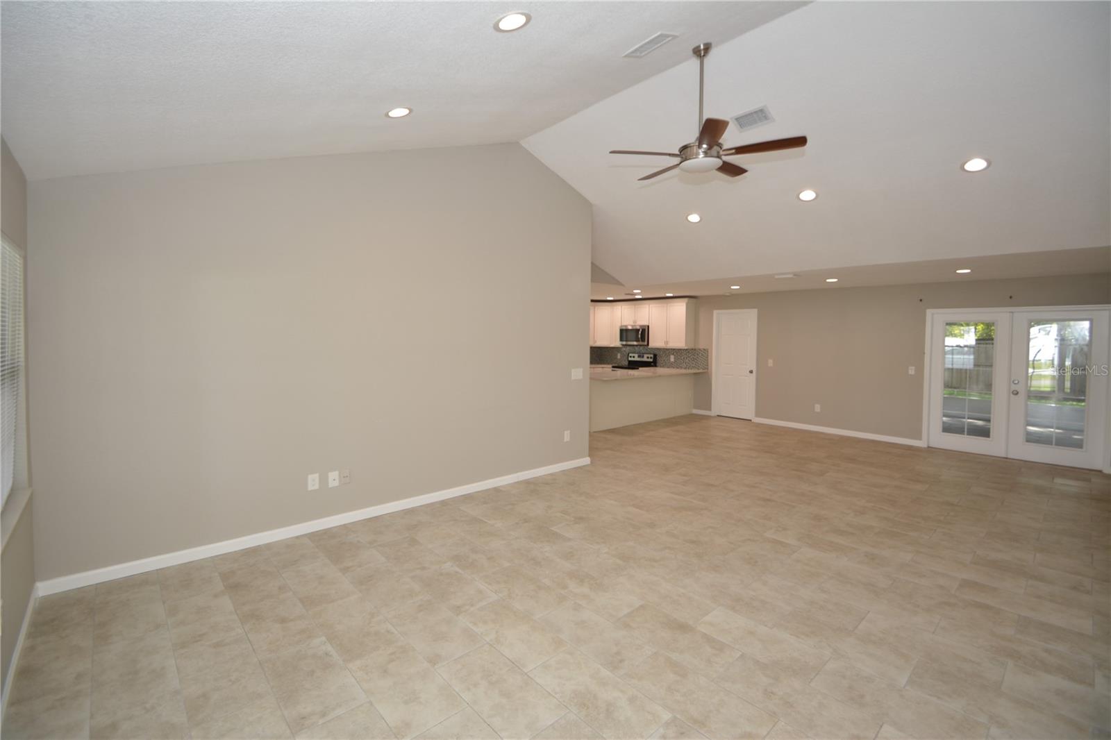 Image 5 of 37 For 17 Evansville Lane