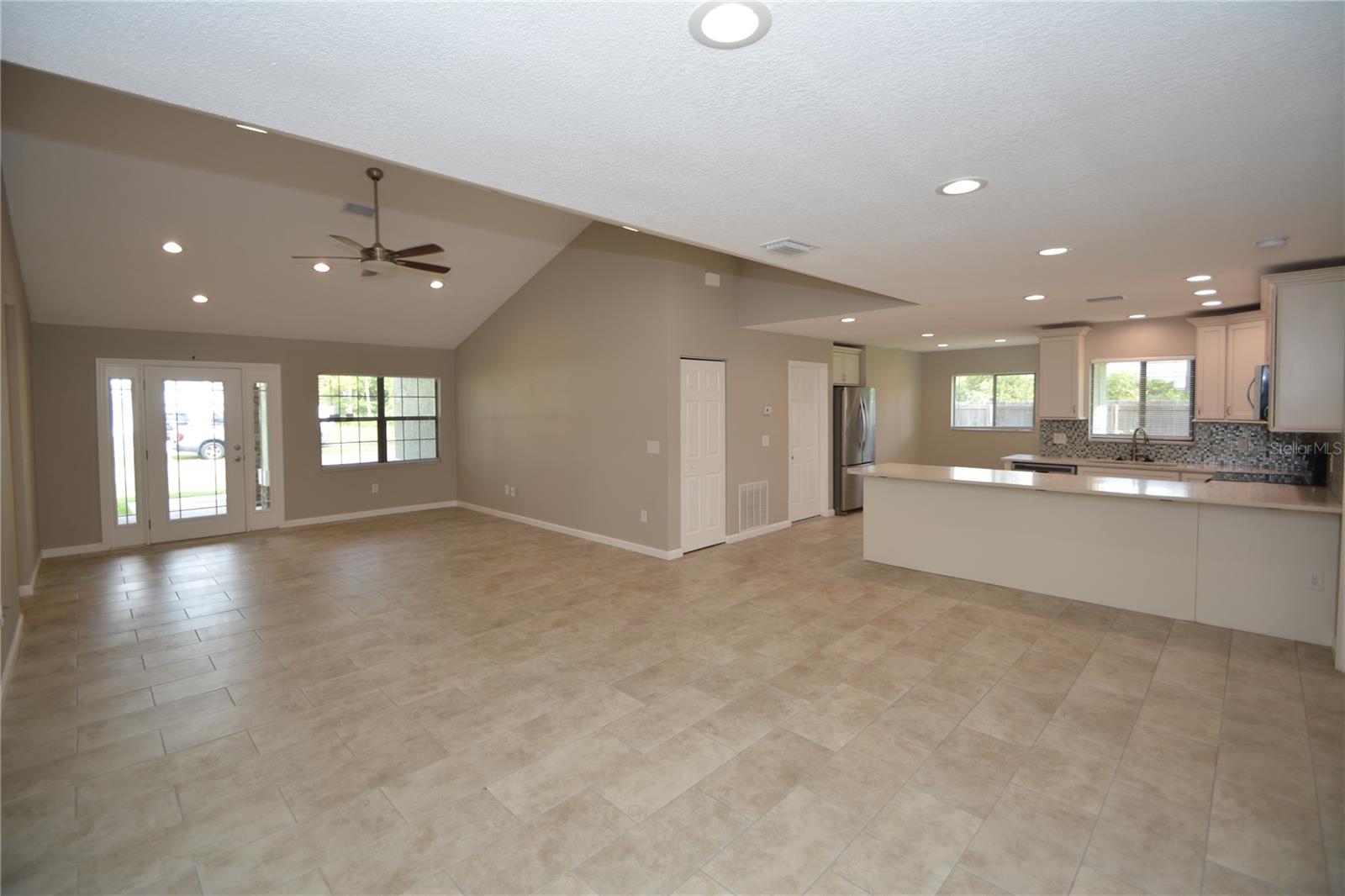 Image 6 of 37 For 17 Evansville Lane