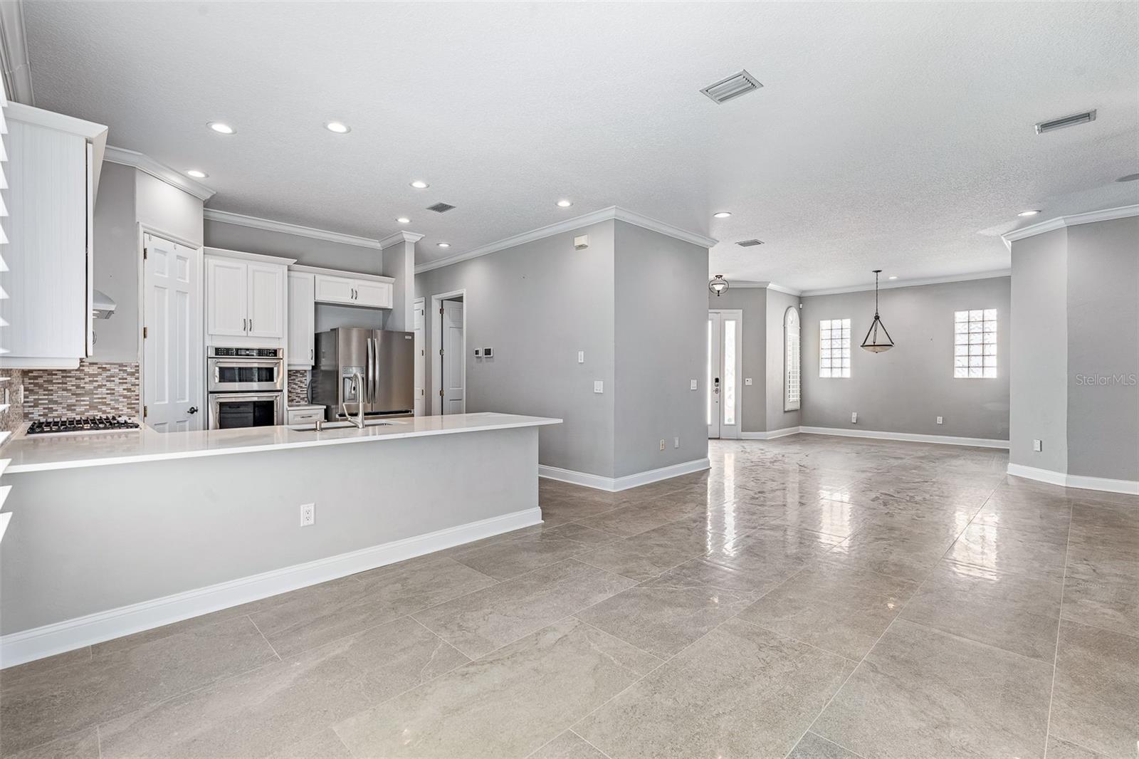 Image 13 of 54 For 17 Marbella Court