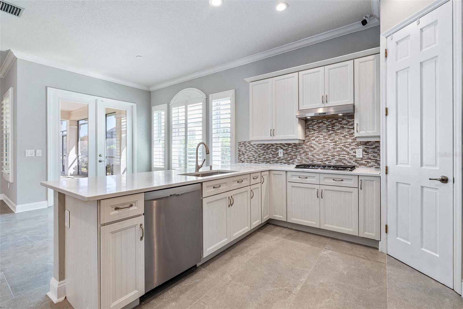 Image 17 of 54 For 17 Marbella Court