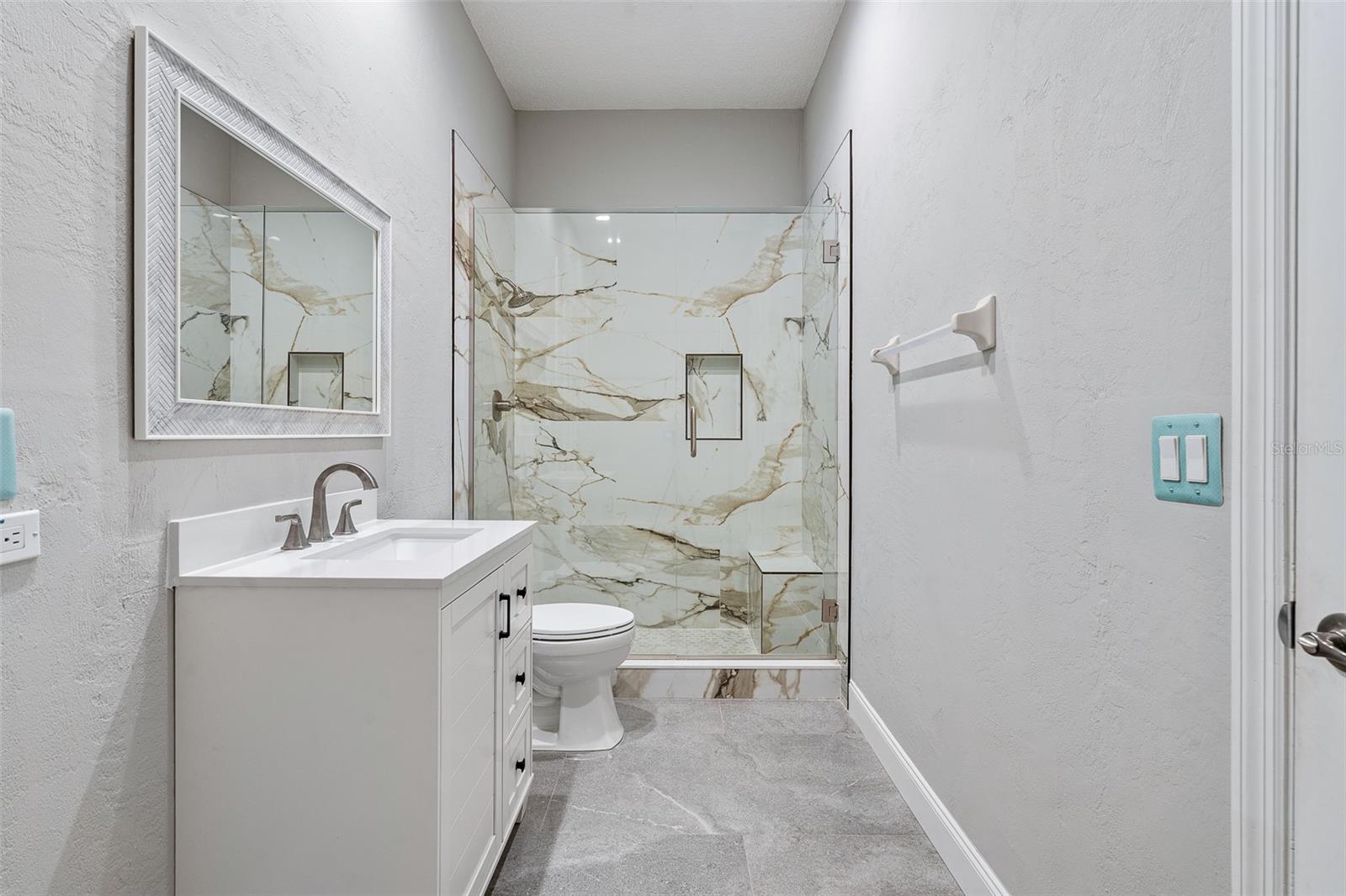 Image 23 of 54 For 17 Marbella Court