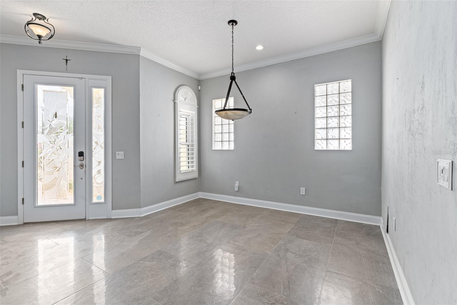 Image 5 of 54 For 17 Marbella Court