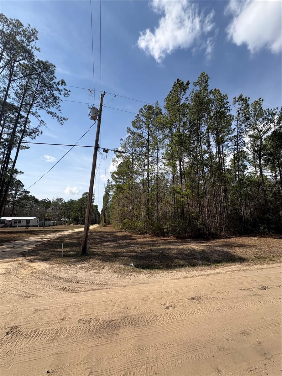 Image 3 of 8 For 4385 Bondarenko Road