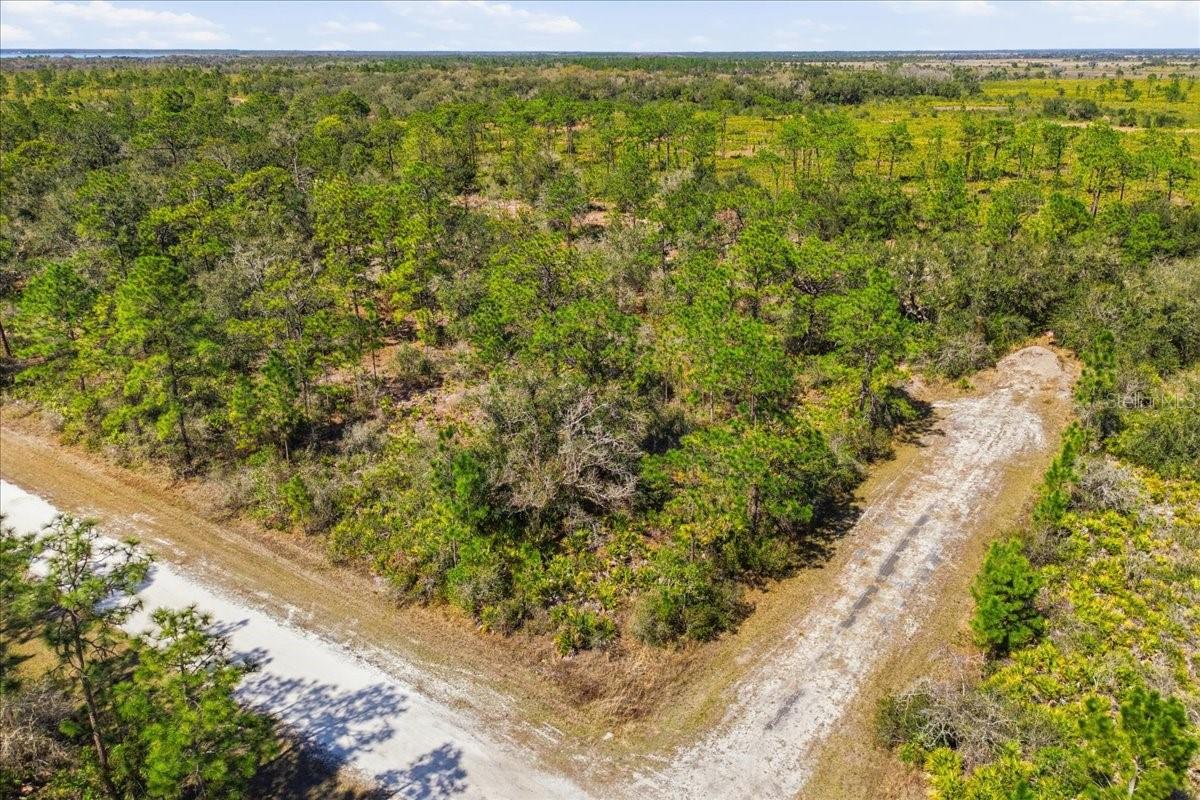 Image 5 of 8 For 602 Azalea Drive