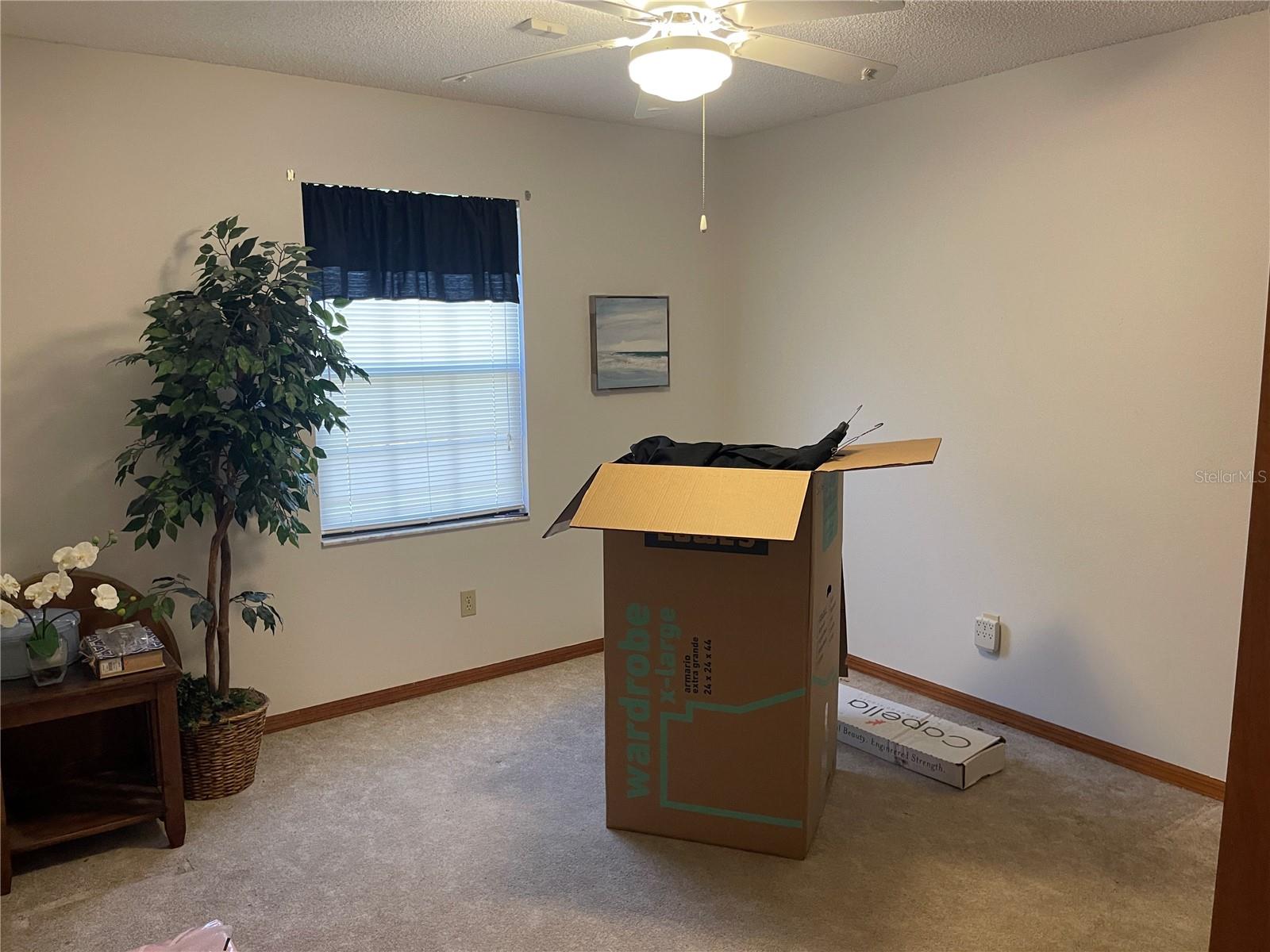 Image 30 of 36 For 731 Roberts Avenue