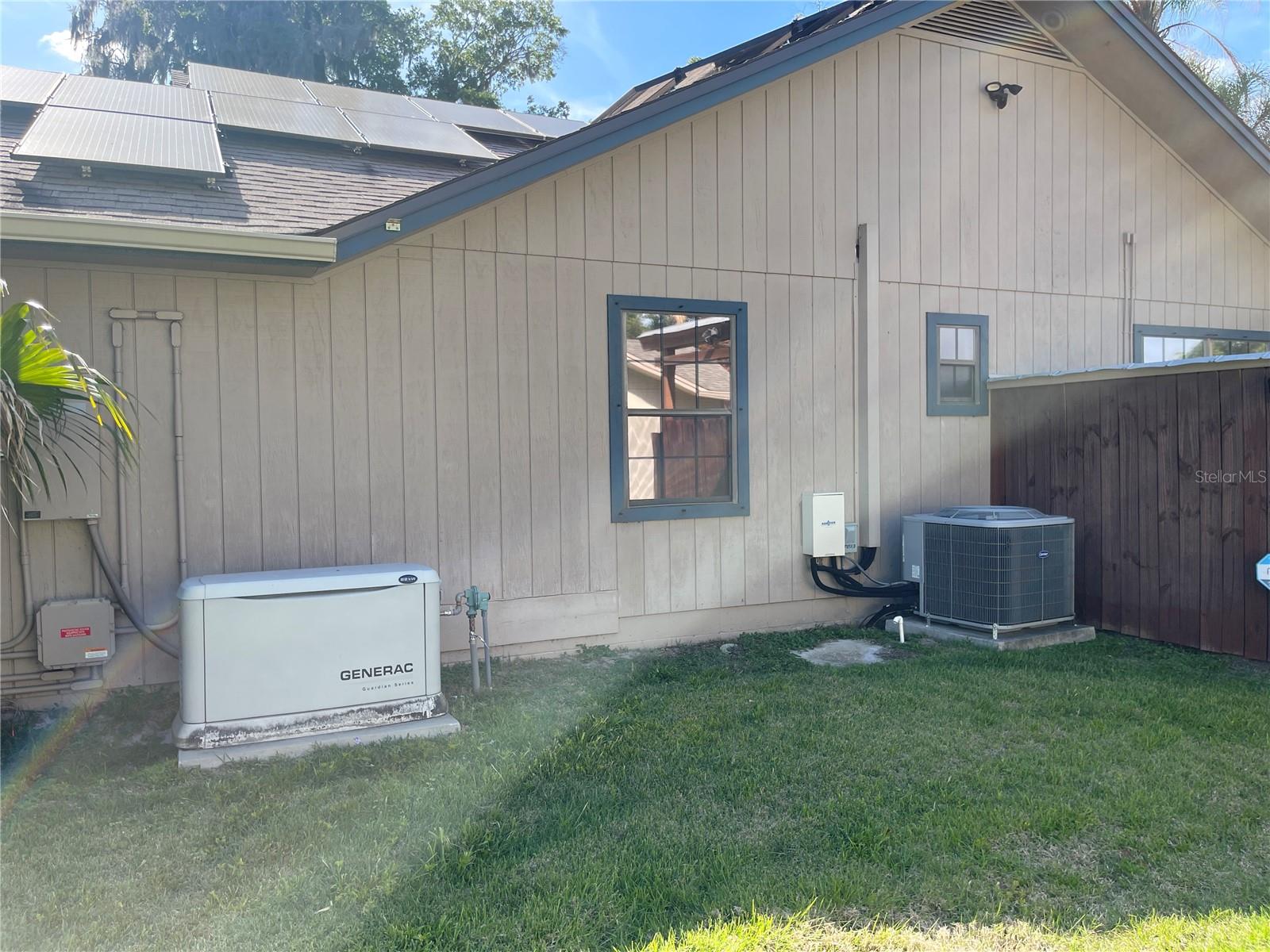 Image 33 of 36 For 731 Roberts Avenue