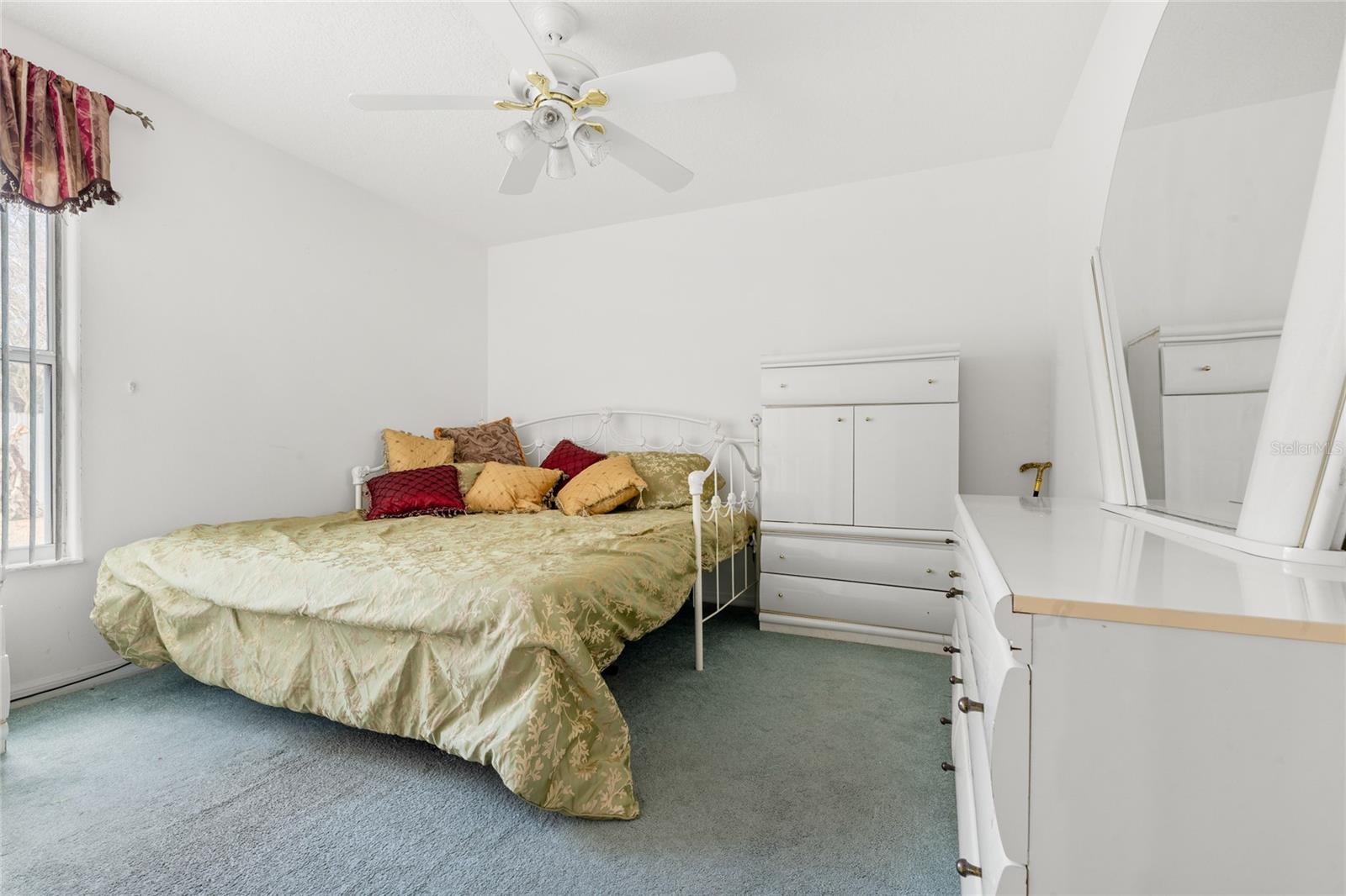 Image 18 of 33 For 1 Patchogue Lane