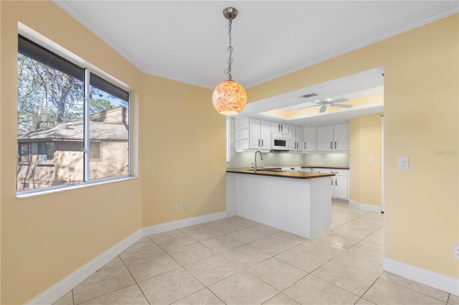 Image 20 of 84 For 24 Pinehurst Place 24