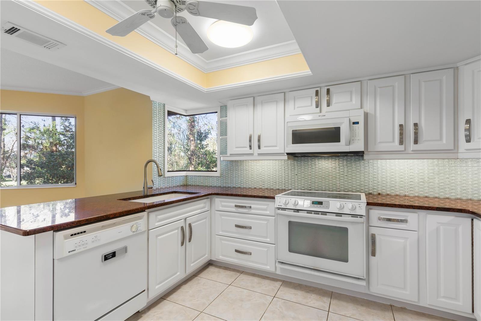 Image 24 of 84 For 24 Pinehurst Place 24