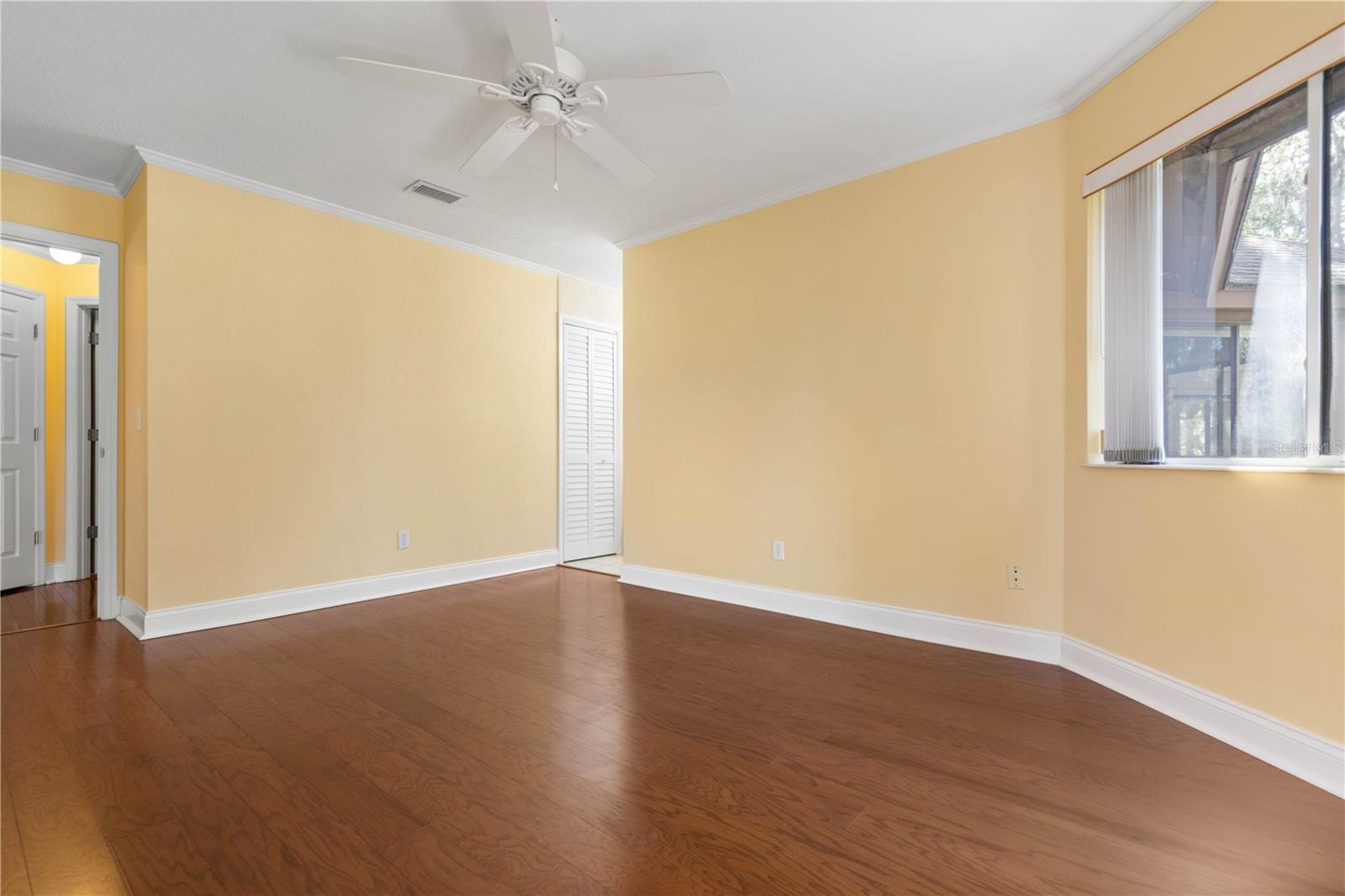 Image 29 of 84 For 24 Pinehurst Place 24