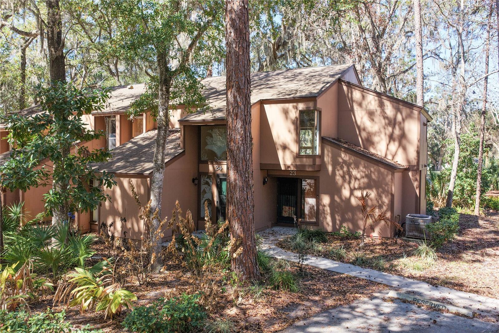 Image 41 of 84 For 24 Pinehurst Place 24