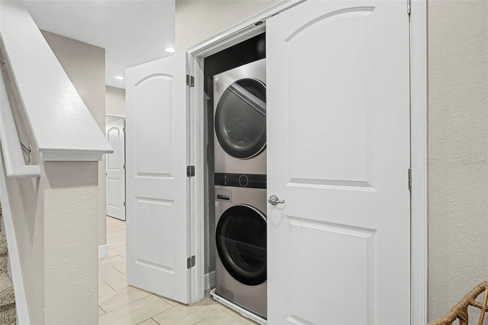 Image 16 of 60 For 108 Oceans Circle