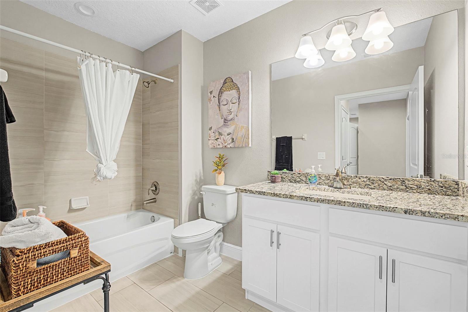 Image 19 of 60 For 108 Oceans Circle