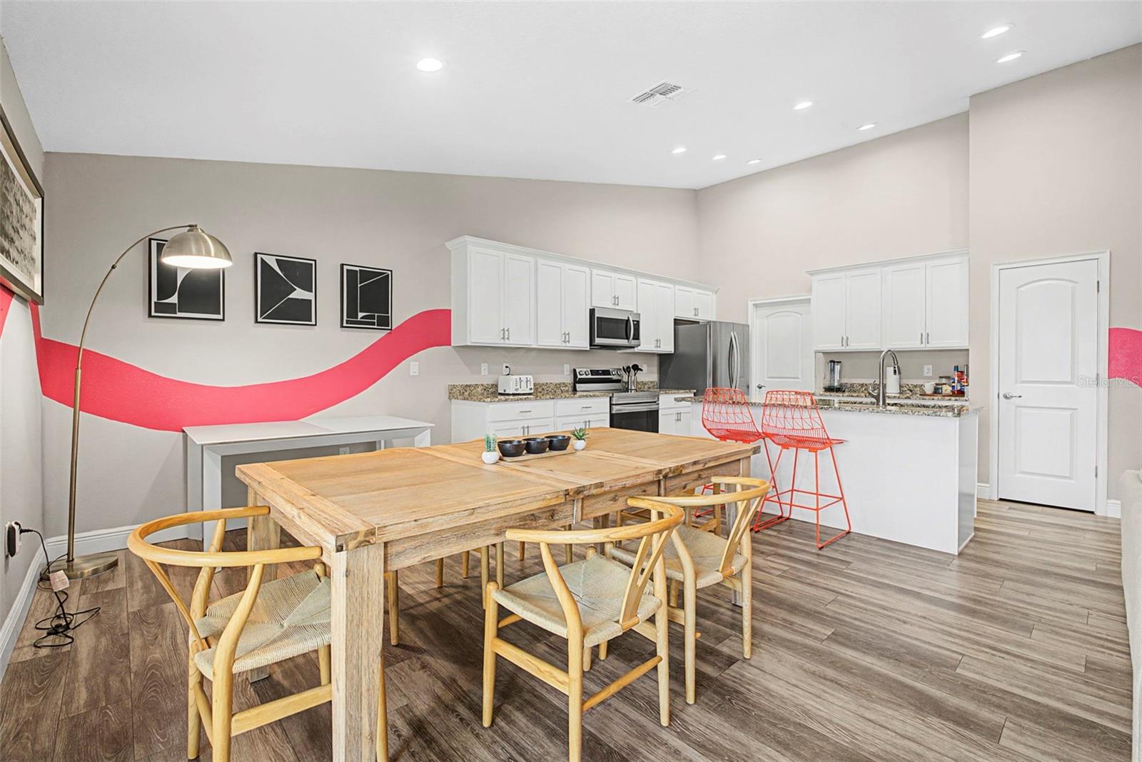 Image 36 of 60 For 108 Oceans Circle