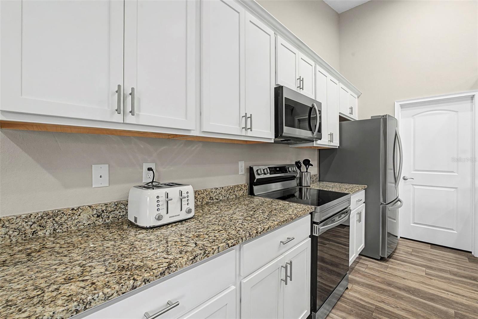 Image 40 of 60 For 108 Oceans Circle