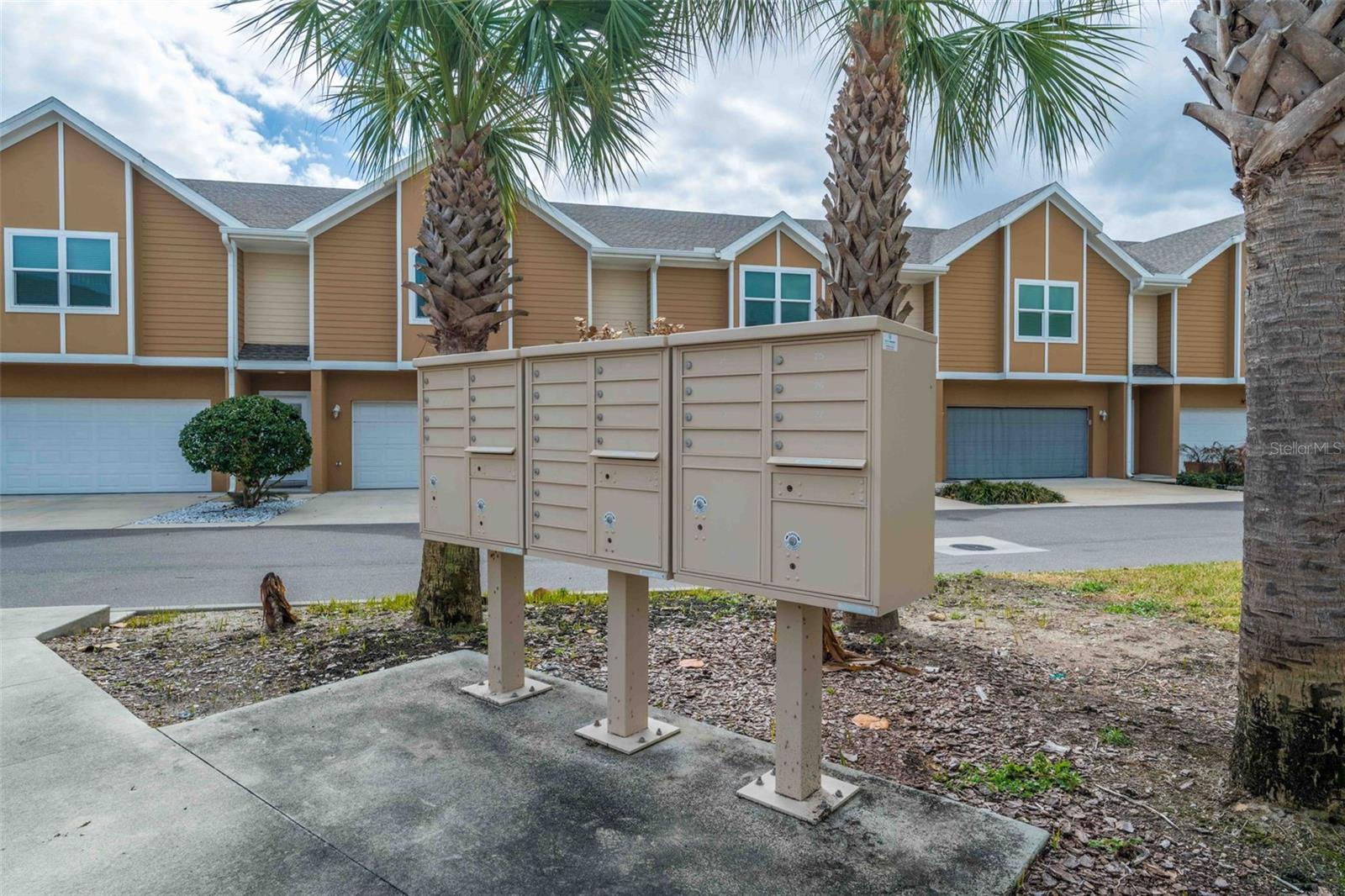 Image 46 of 60 For 108 Oceans Circle