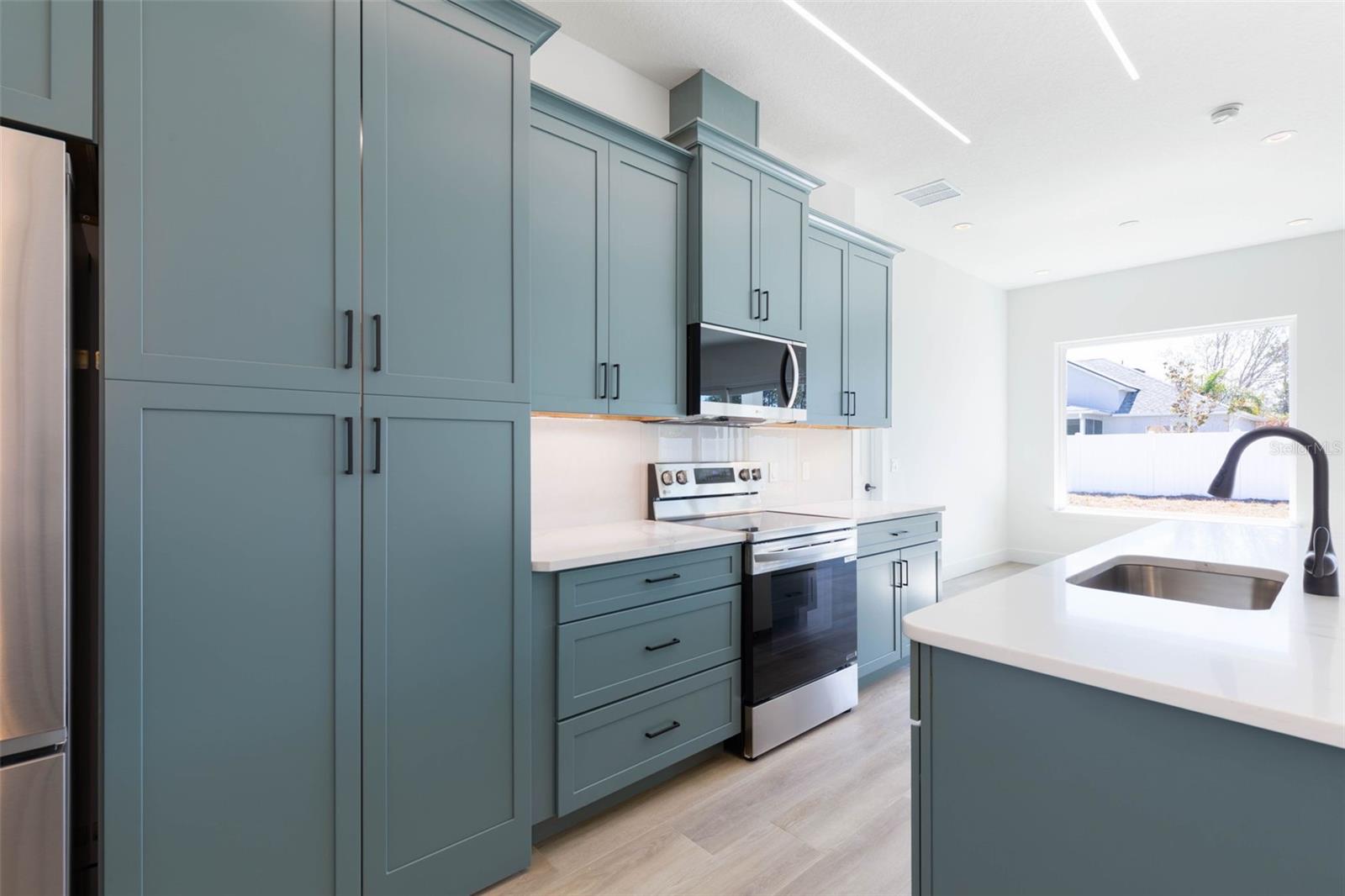 Image 20 of 66 For 70 Bennett Lane