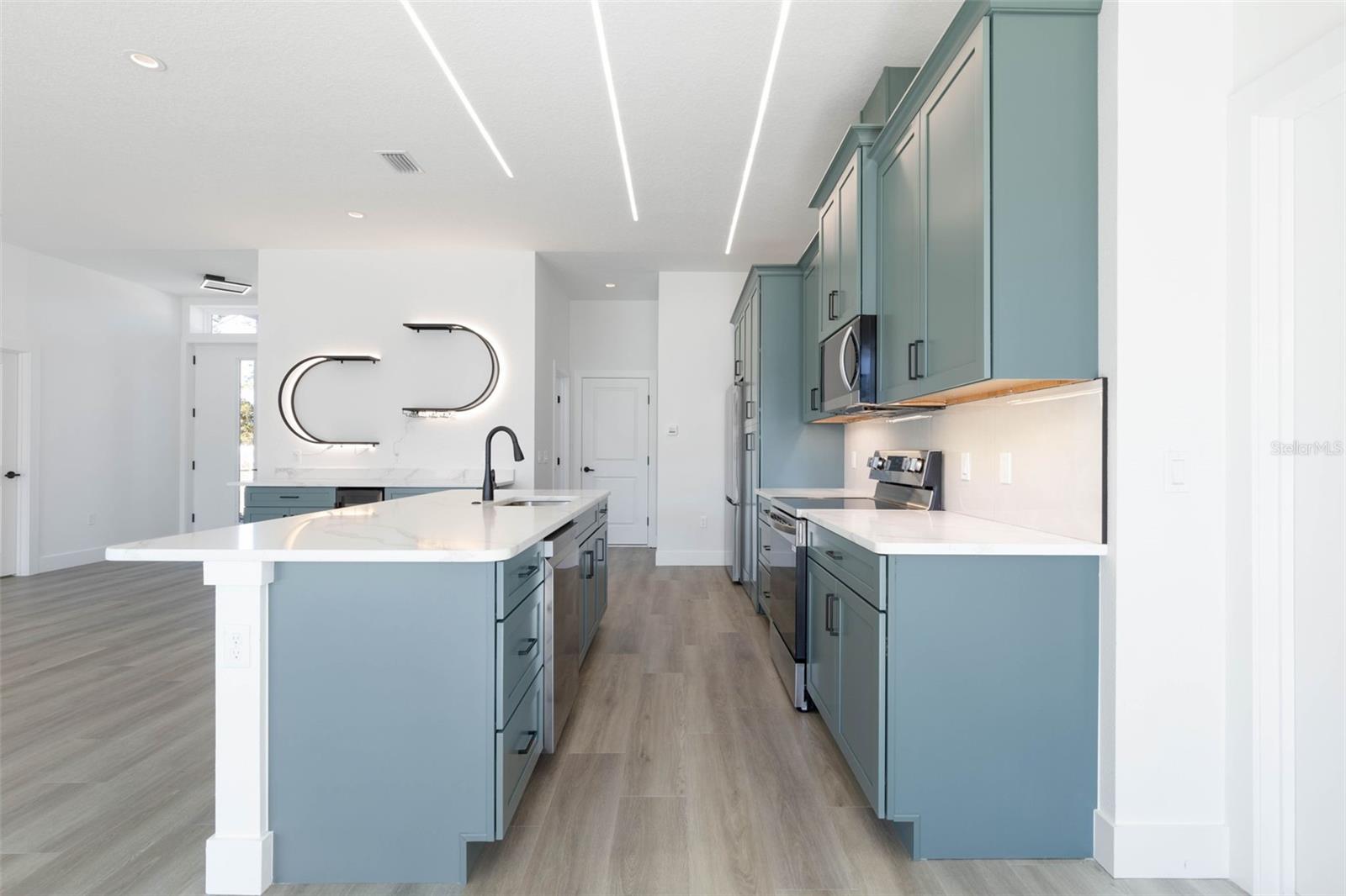 Image 22 of 66 For 70 Bennett Lane