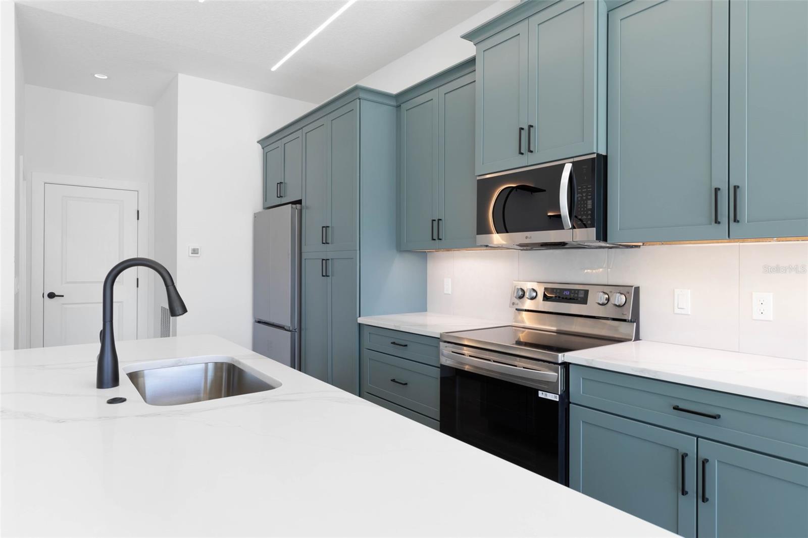 Image 23 of 66 For 70 Bennett Lane