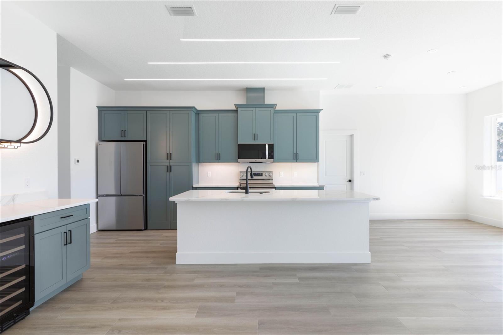 Image 24 of 66 For 70 Bennett Lane