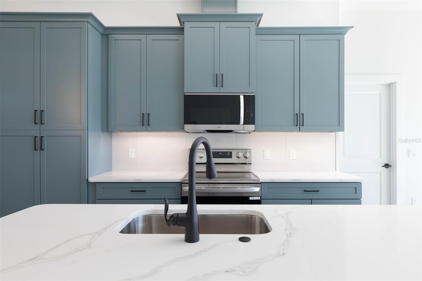 Image 25 of 66 For 70 Bennett Lane