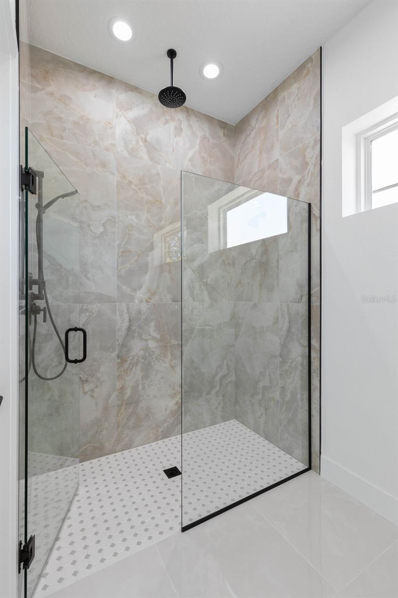 Image 37 of 66 For 70 Bennett Lane