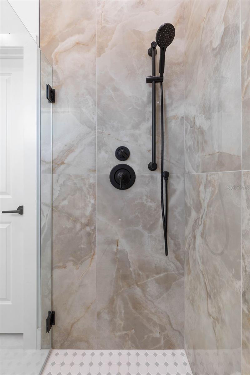 Image 38 of 66 For 70 Bennett Lane