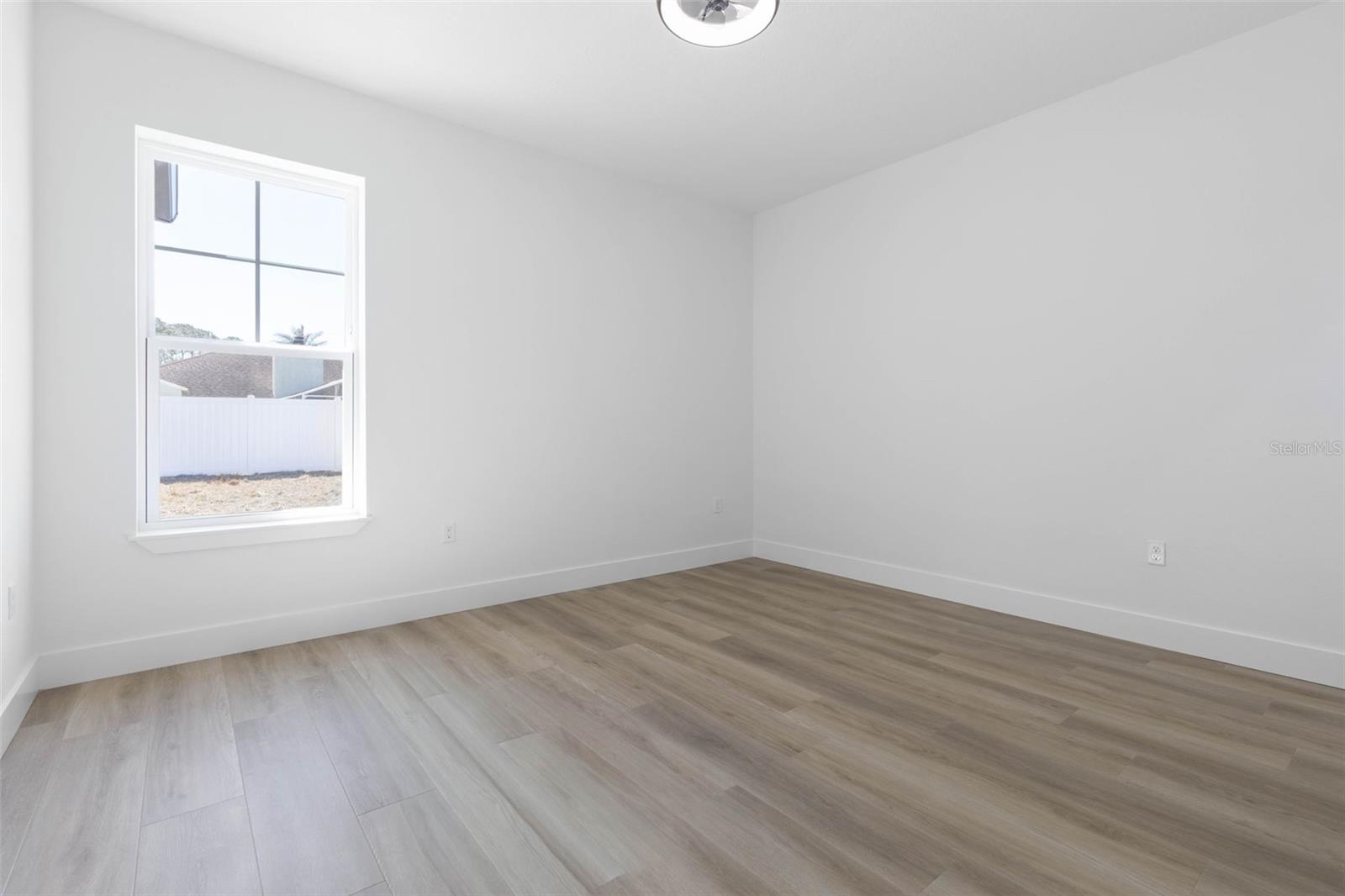 Image 41 of 66 For 70 Bennett Lane