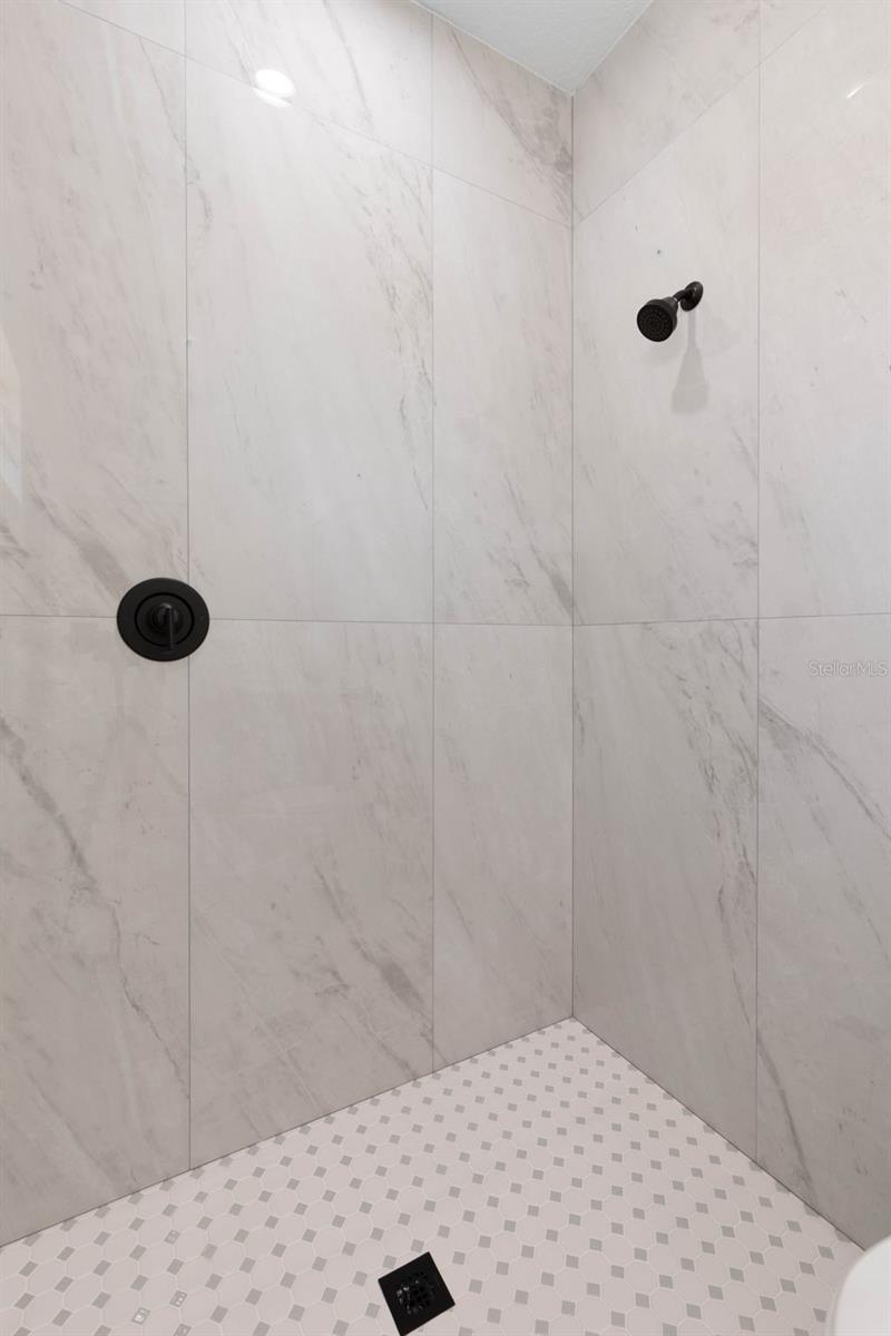 Image 46 of 66 For 70 Bennett Lane